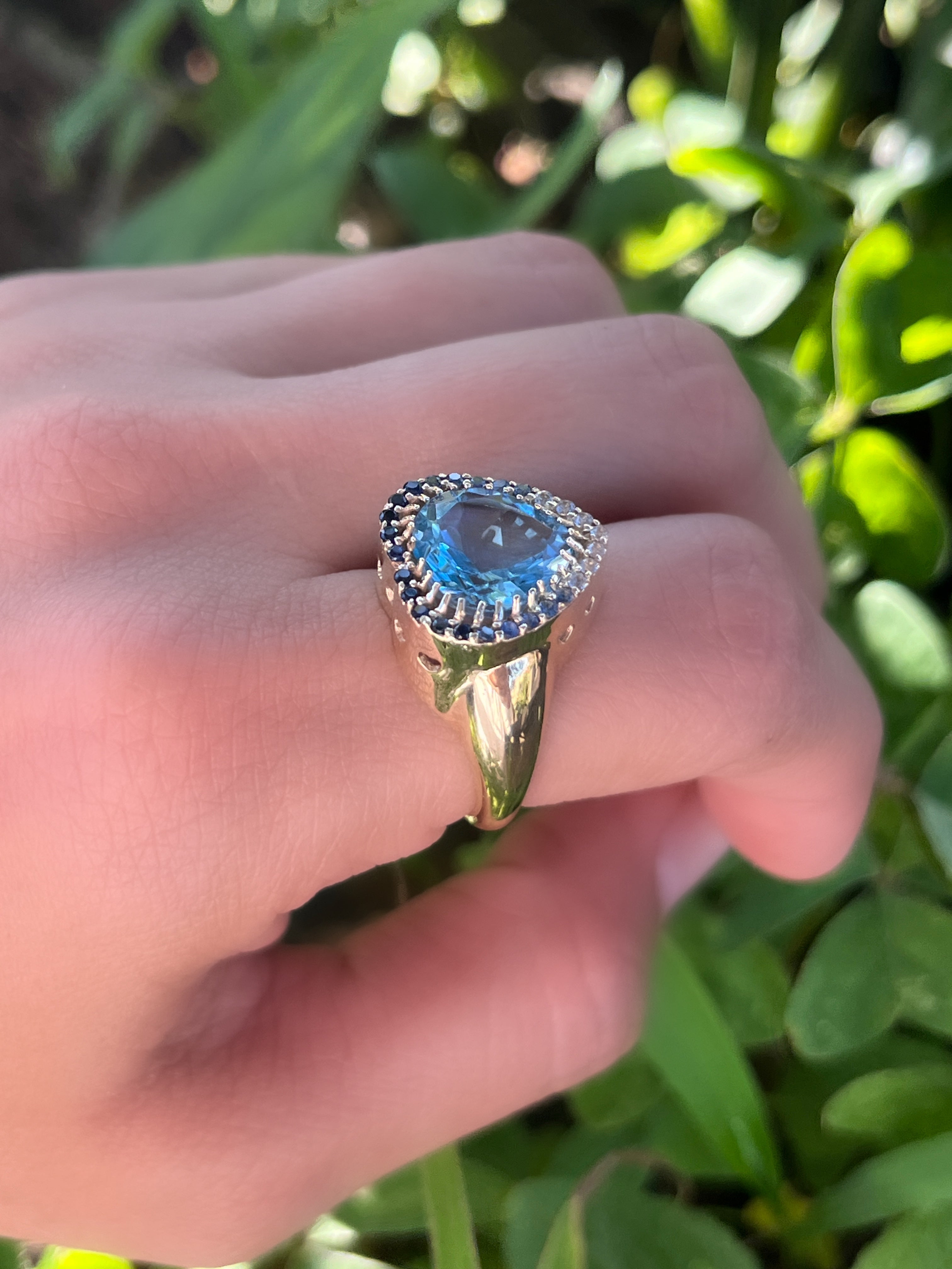 Anillo Signature Topacio swiss blue