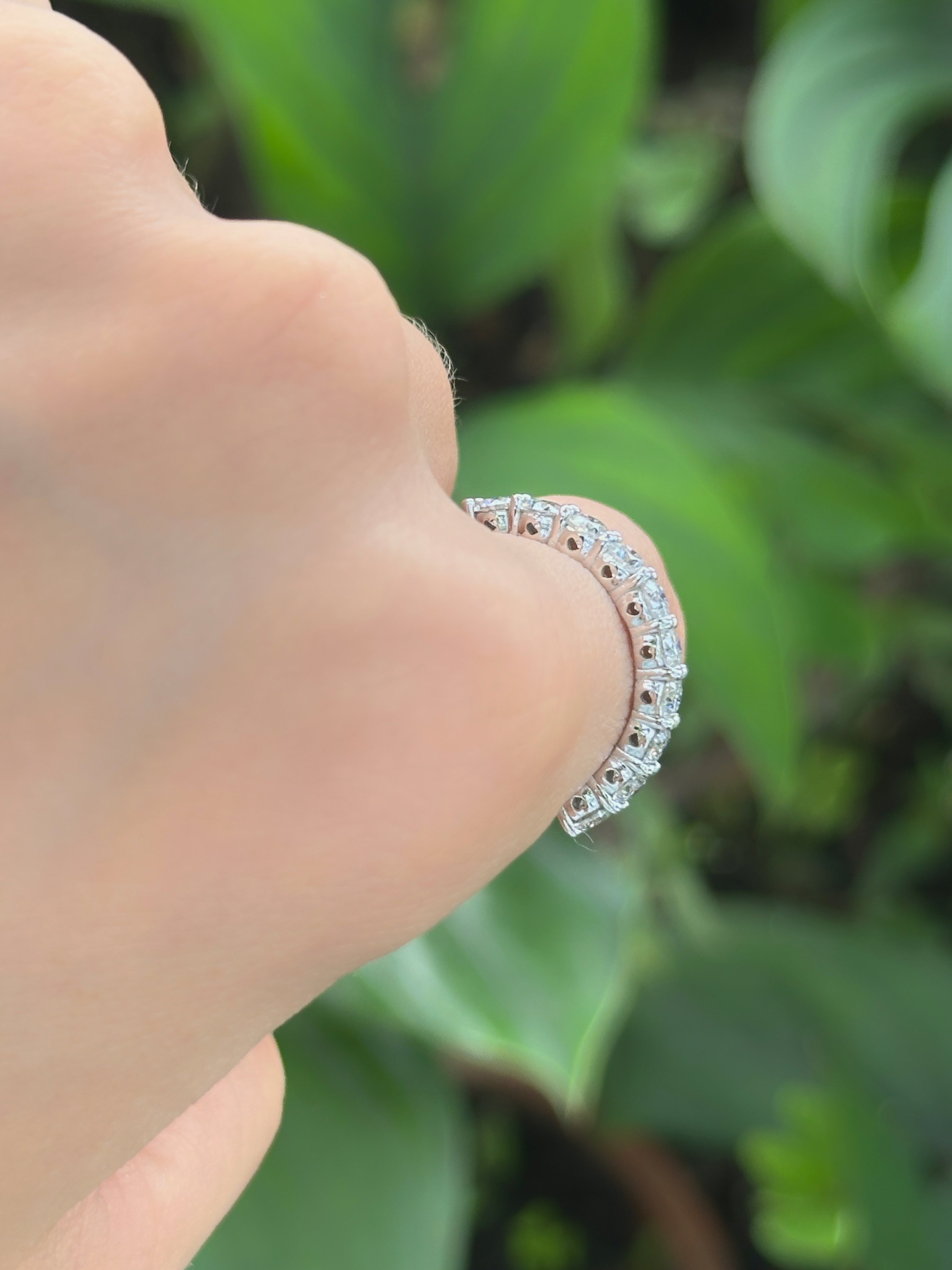 Anillo churumbela moissanitas 3 mm Oro blanco