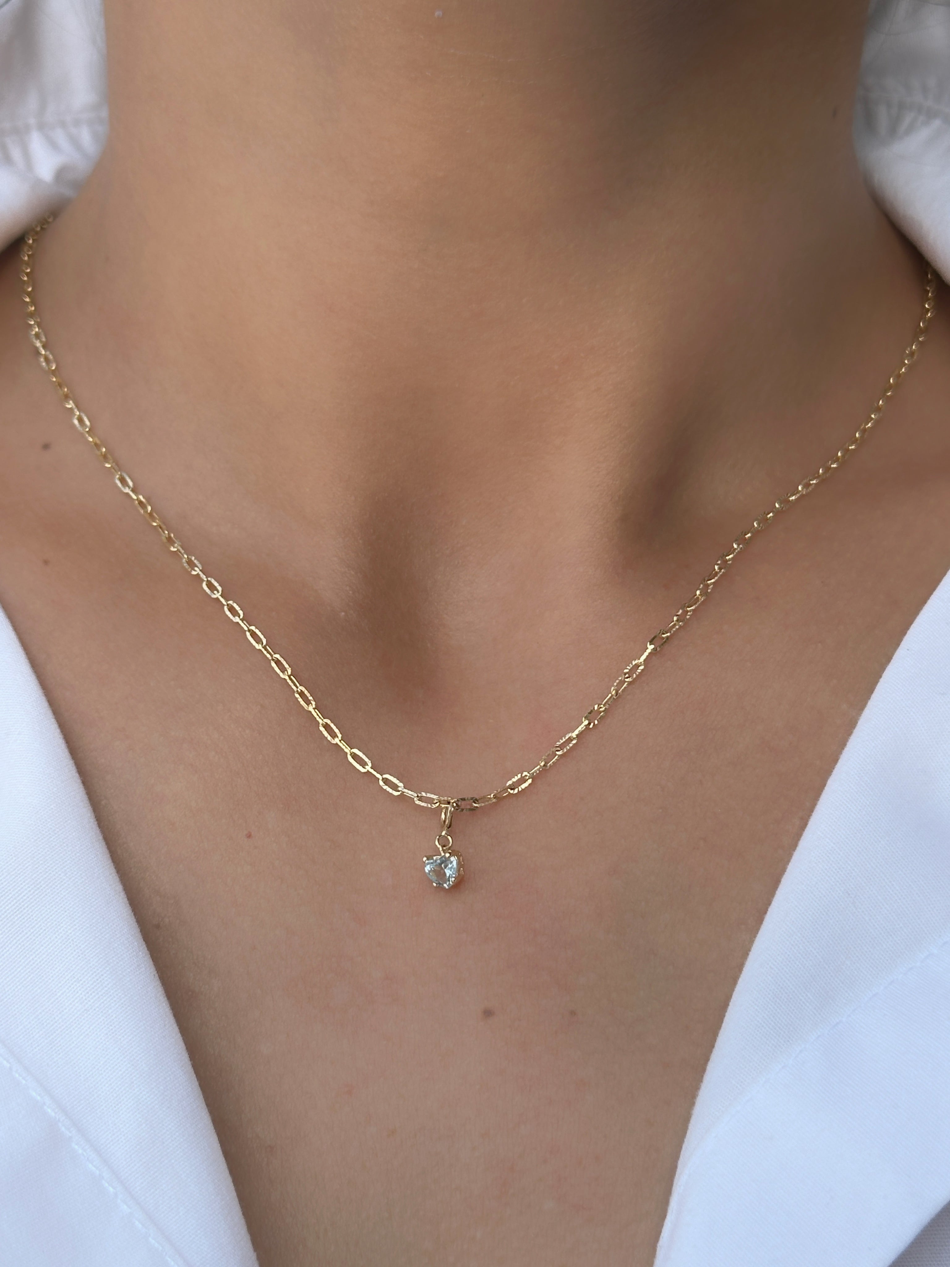 Dije en broche corazón 4 mm