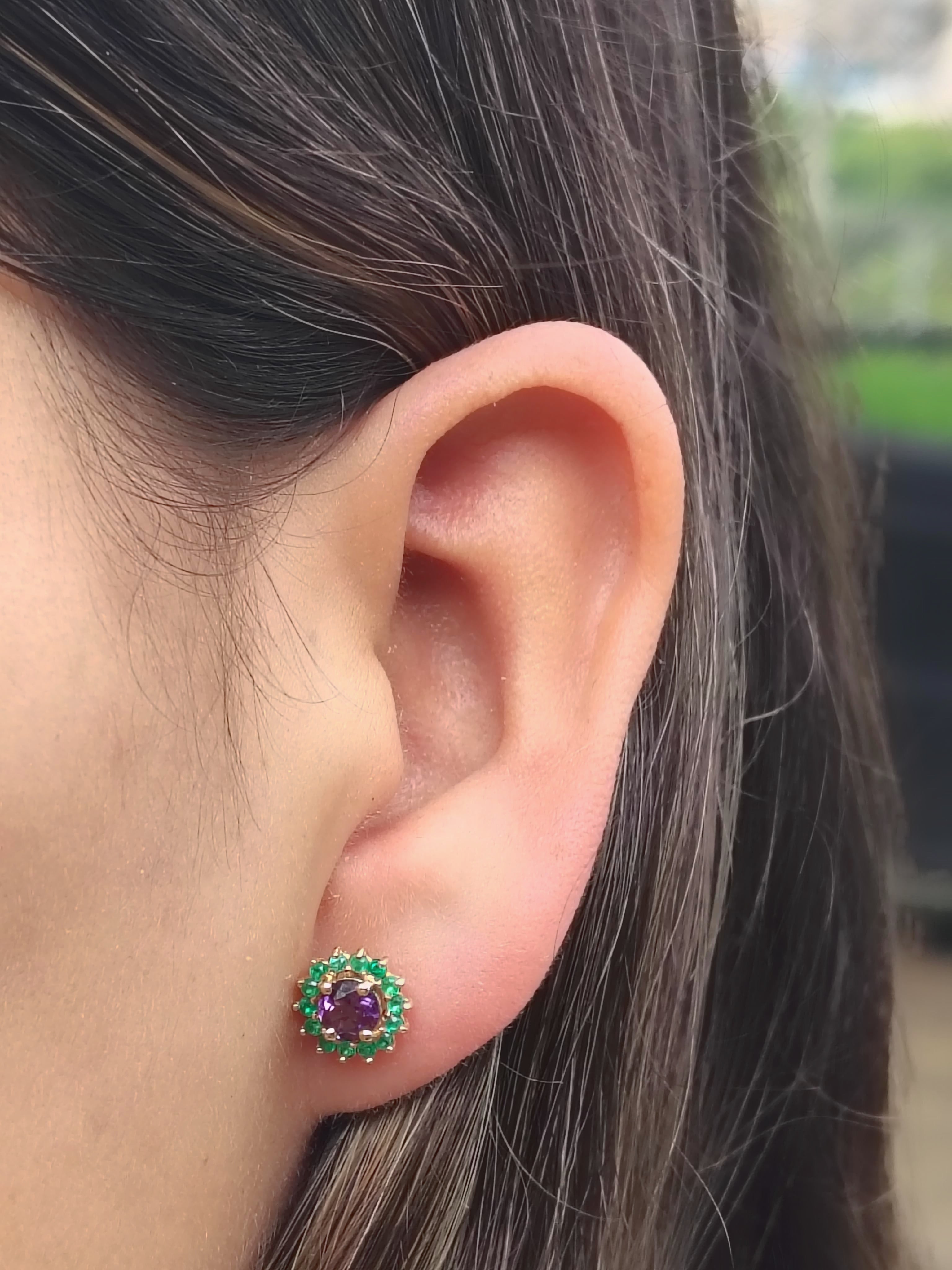 Aretes amatista y esmeraldas