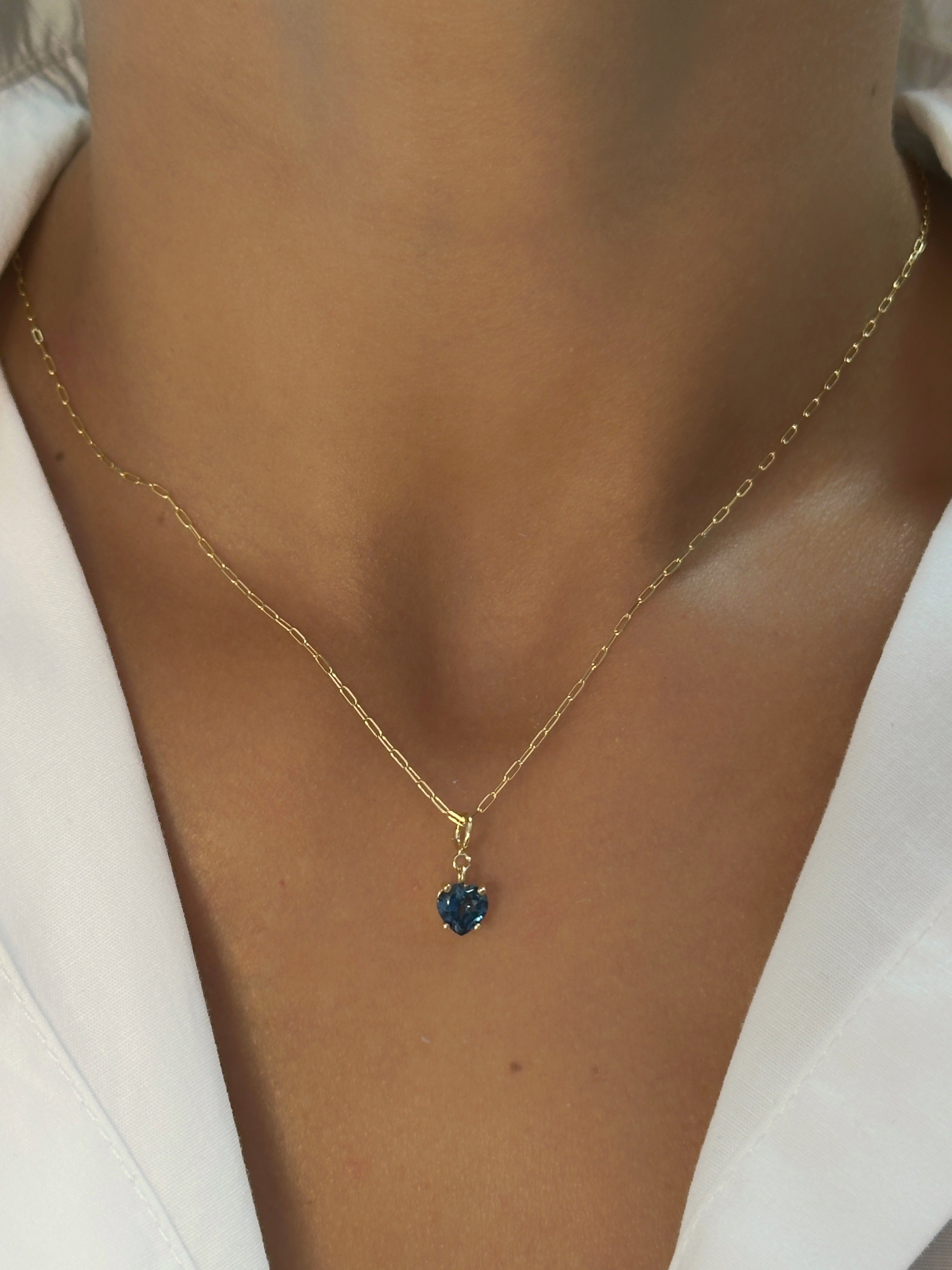 Dije en broche corazón 6 mm