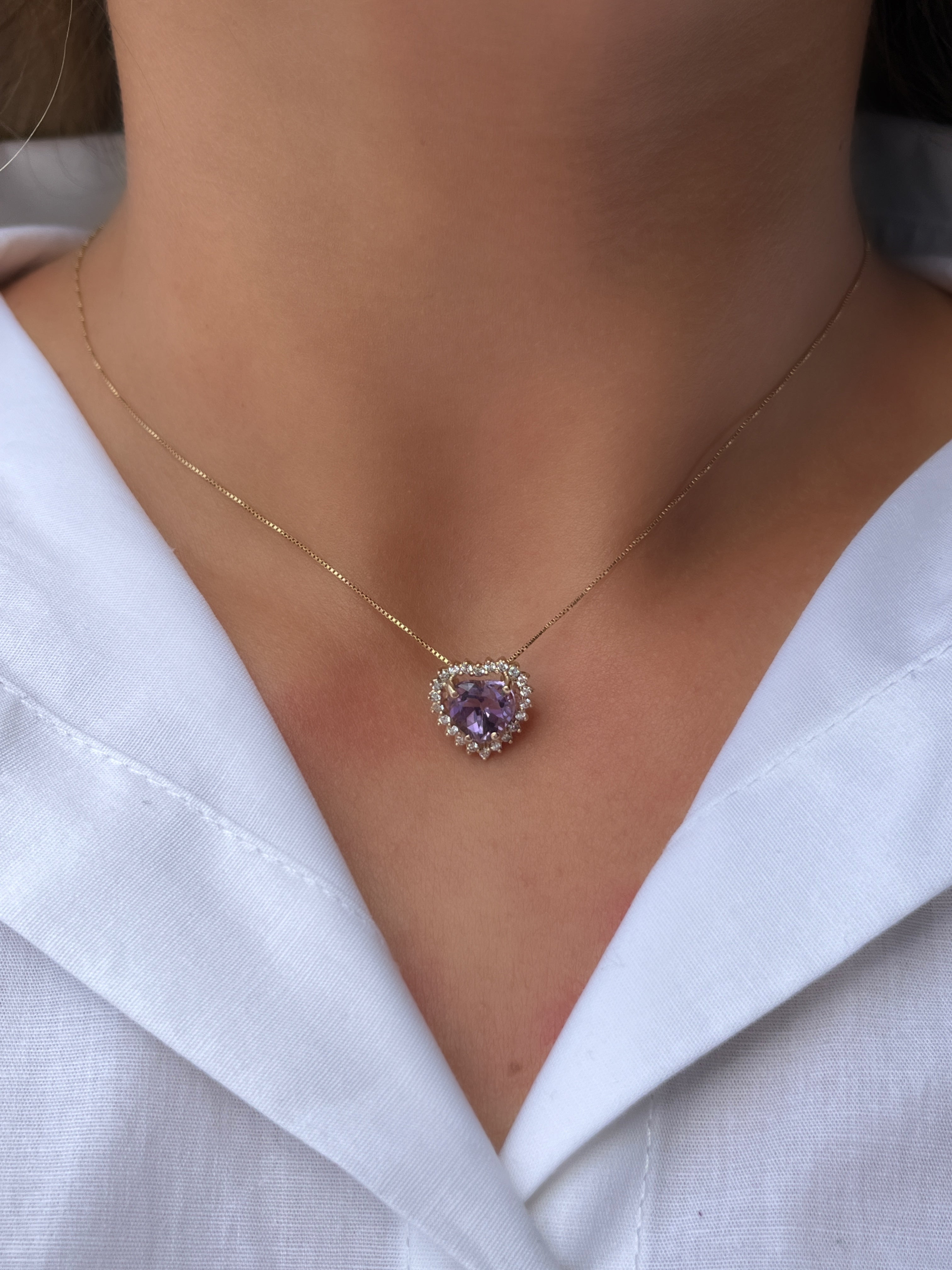 Dijes Camelia corazón 8 mm con cargador invisible