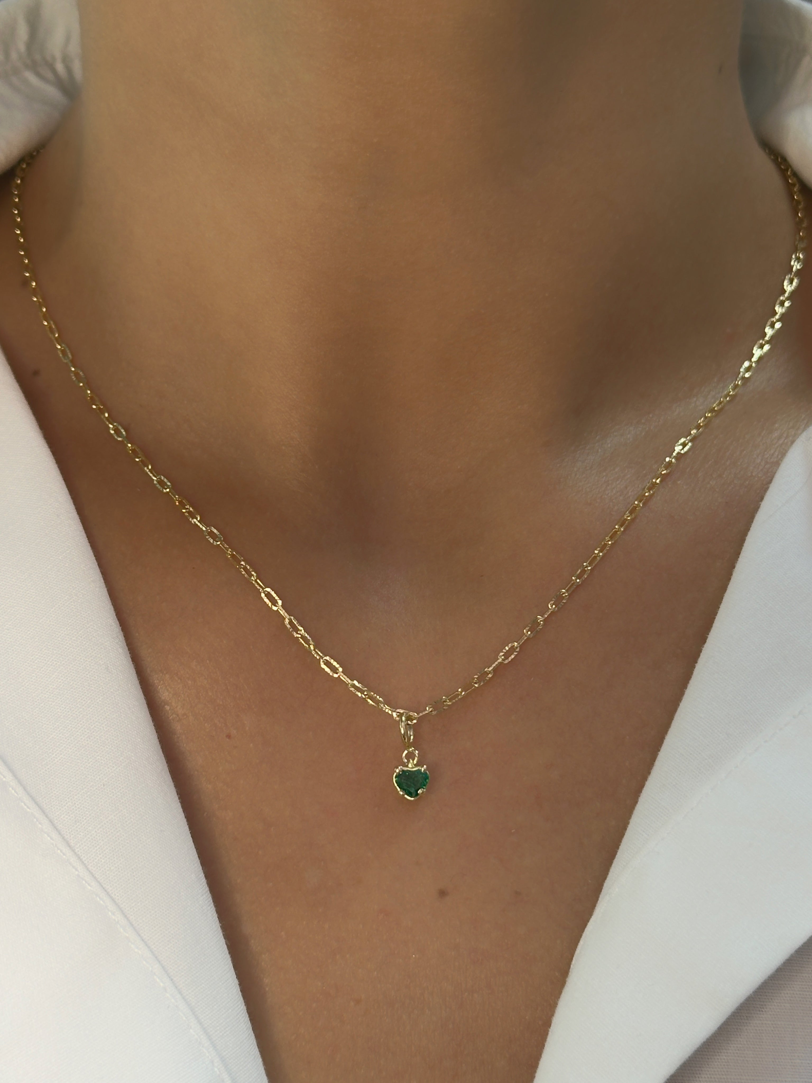 Dije en broche corazón 4 mm