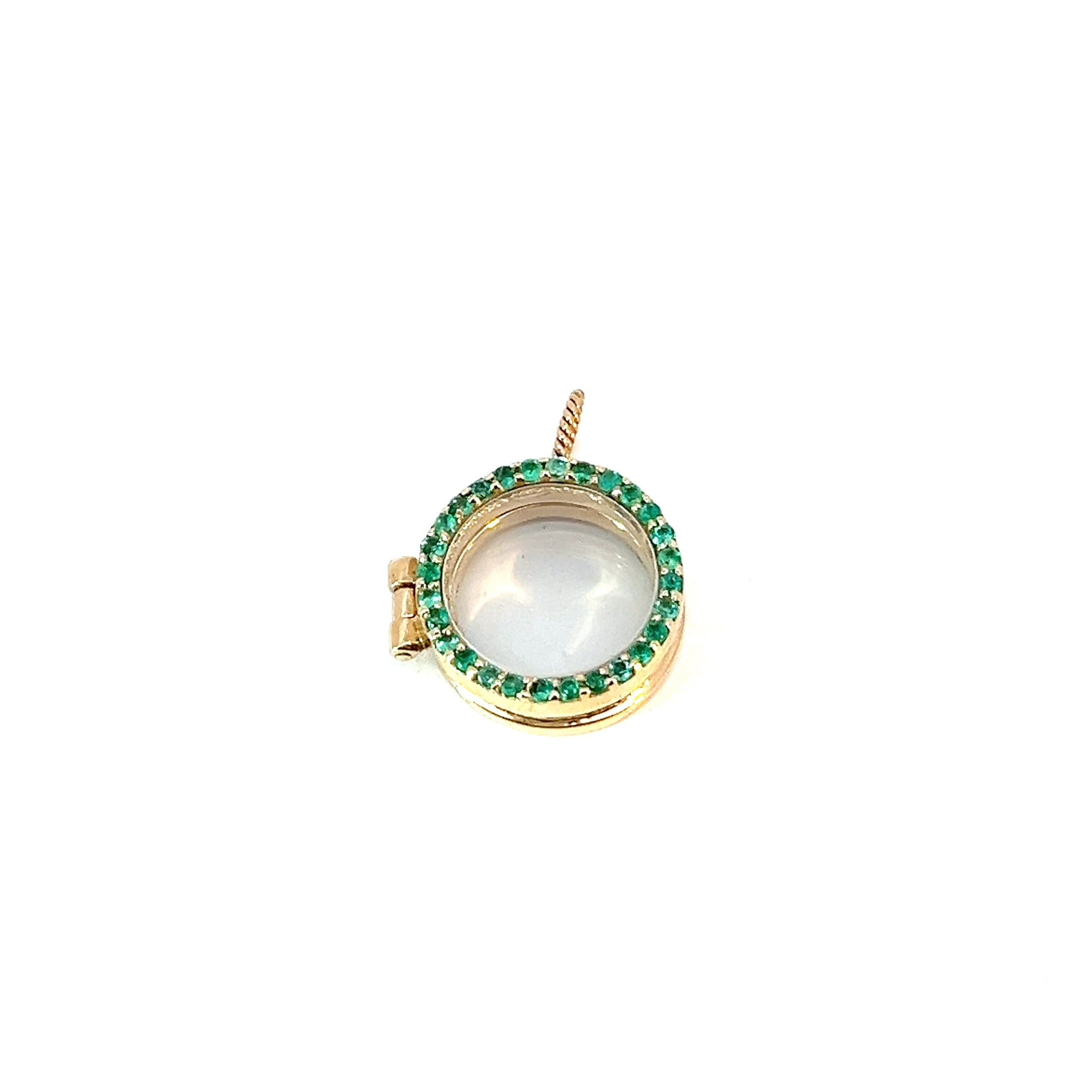 Sentido Jewelry Rings Dije con sentido Oro Amarillo y Esmeraldas – Carolina Pineda Jewelry