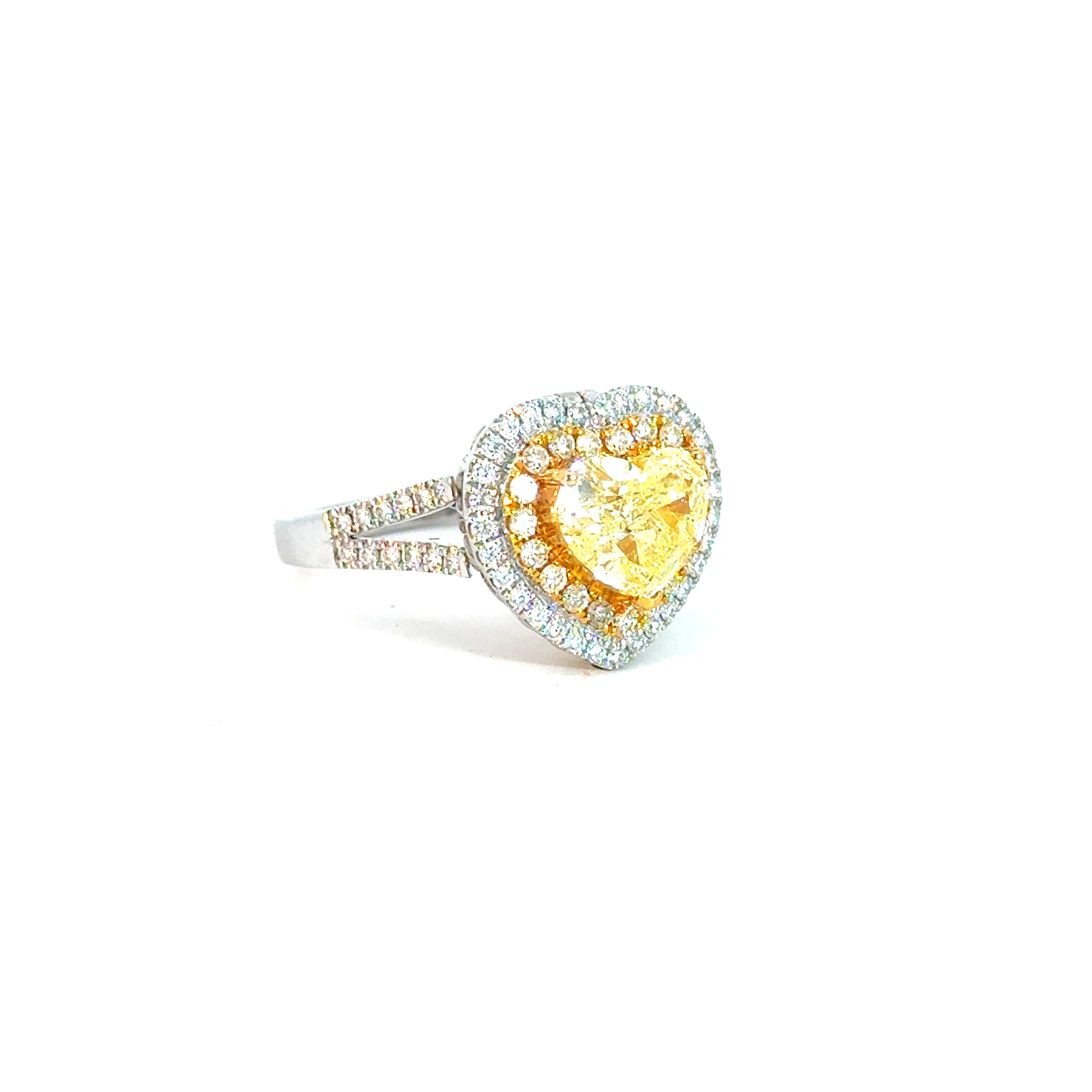 Anillo Monaco corazón diamante amarillo