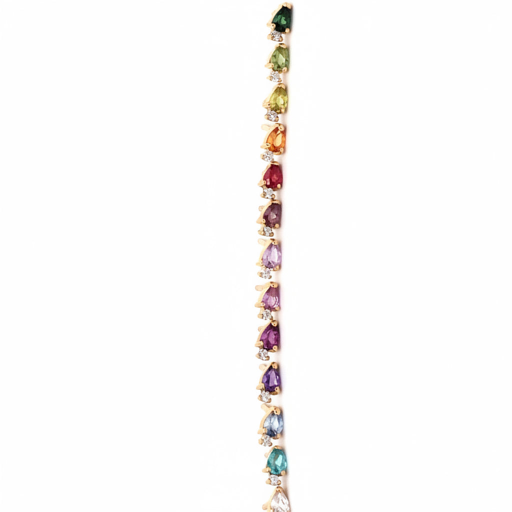 Arete gota con diamante