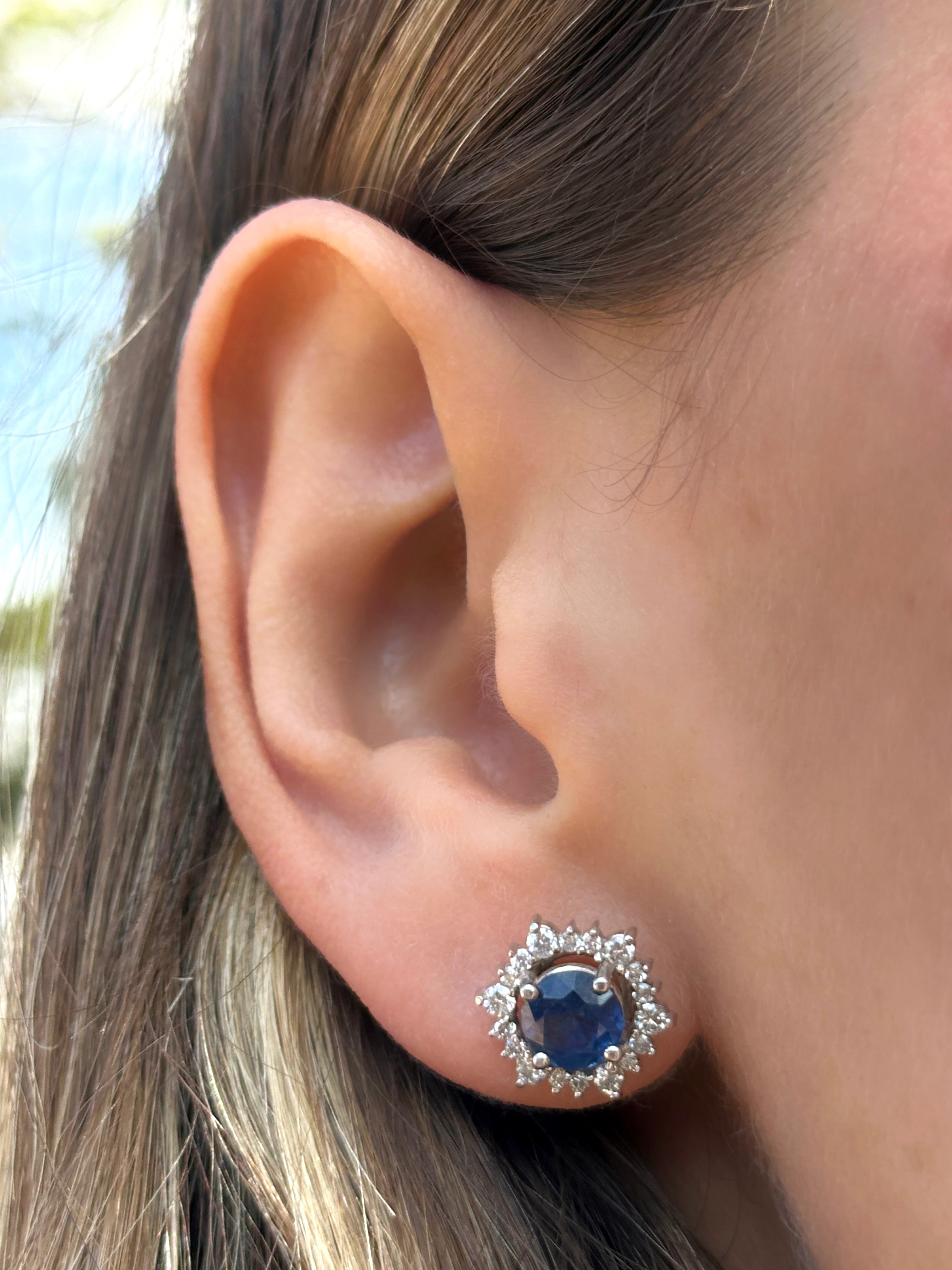 Aretes Aurora zafiro azul y diamantes 12mm