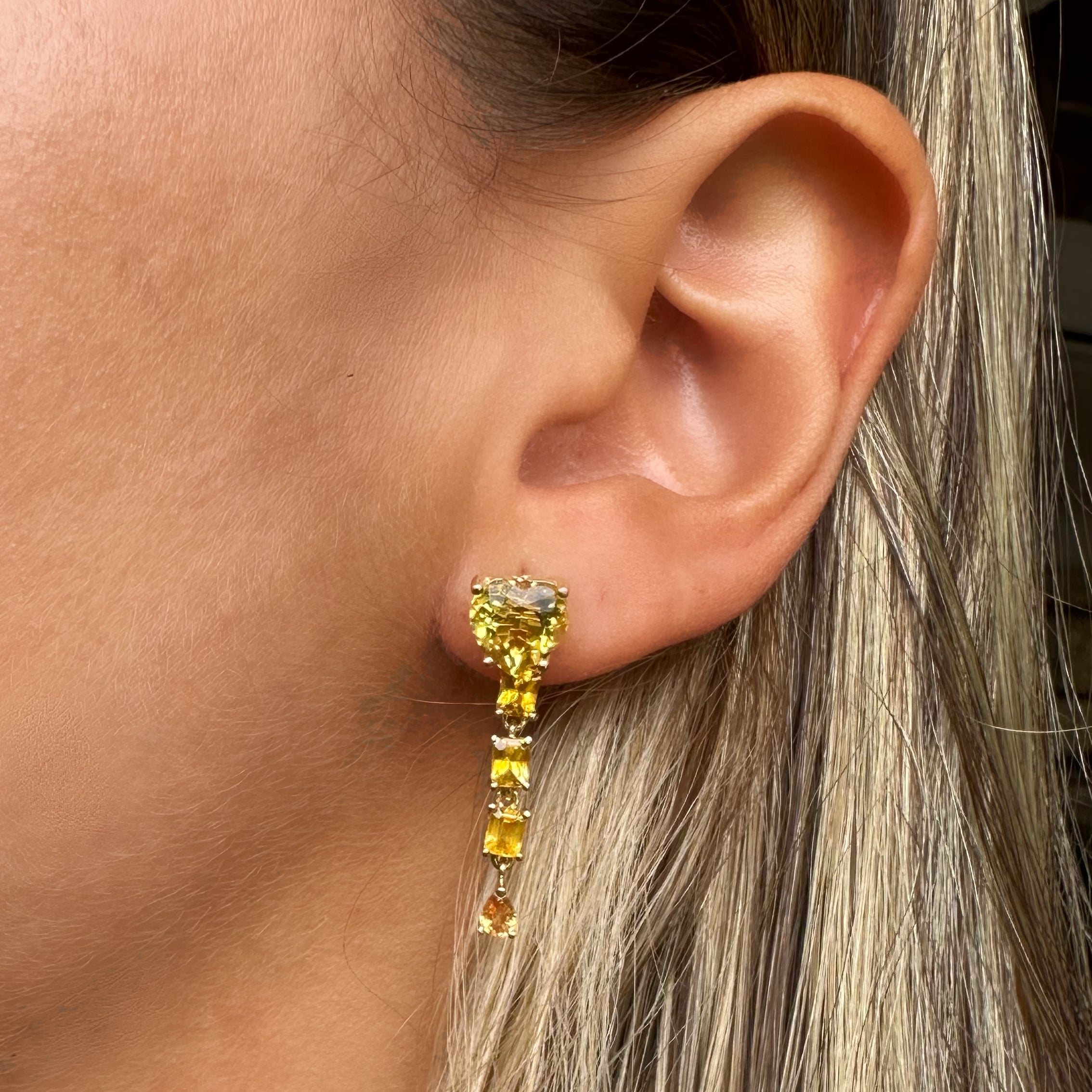 Aretes BOLD Zafiros Amarillos