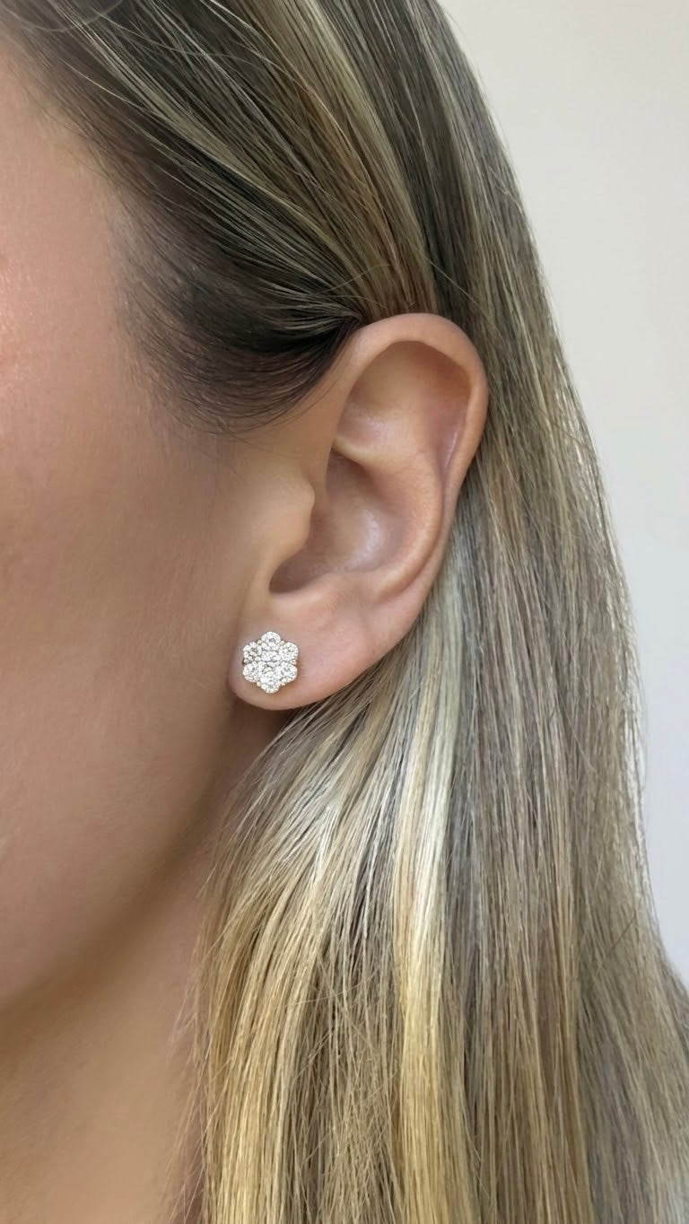 Aretes diamantes flor ilusión