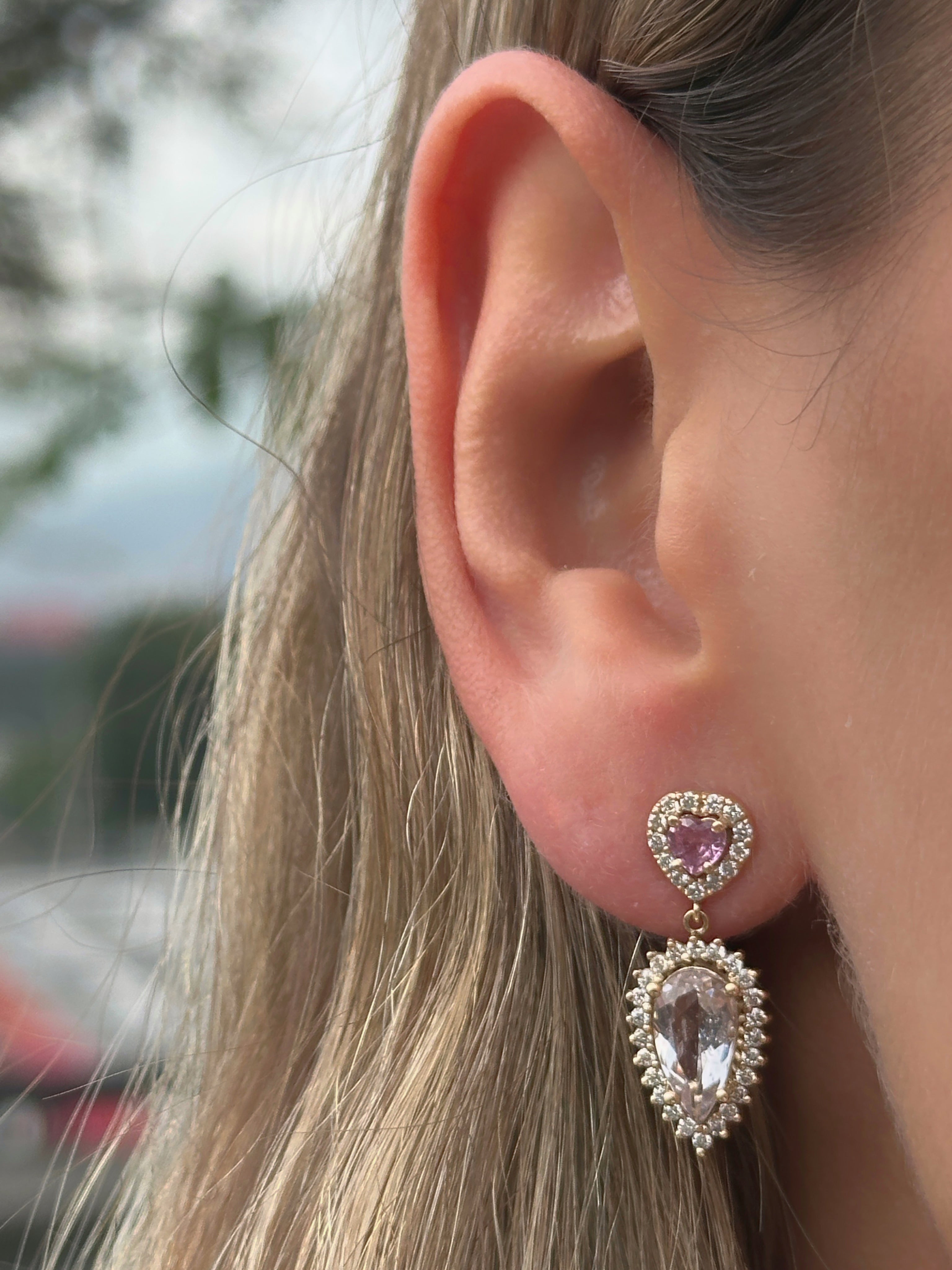 Aretes largos corazón zafiro rosado con morganitas y diamantes