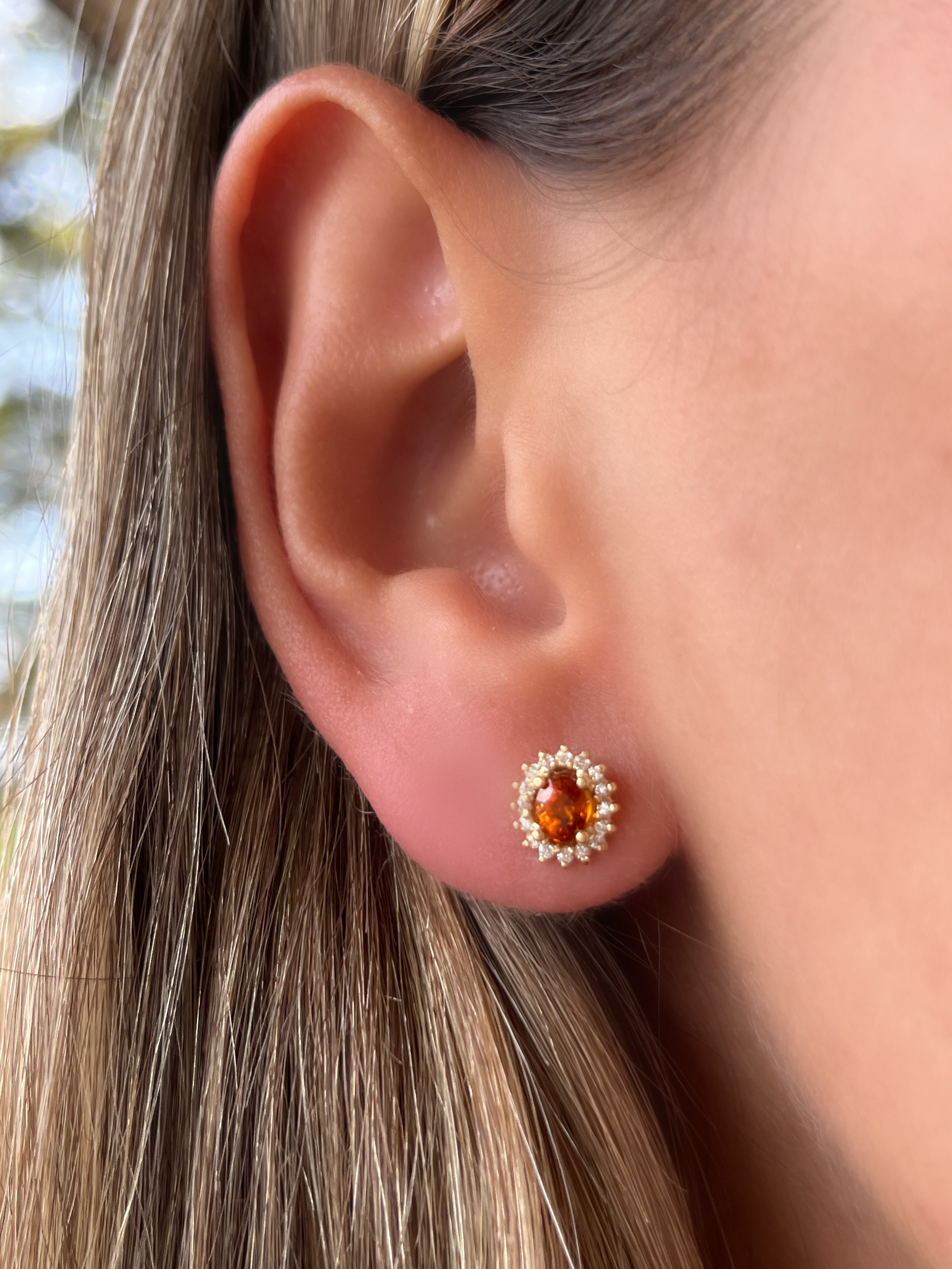 Arete Antoniette oval - Oro amarillo