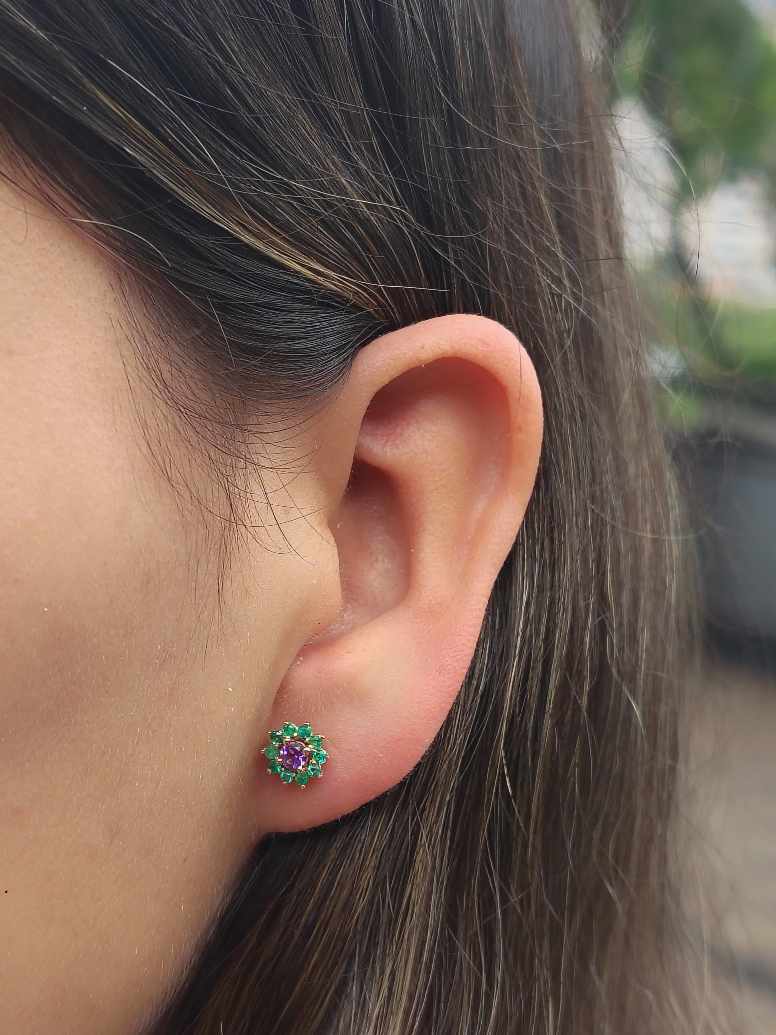 Aretes amatista y esmeraldas