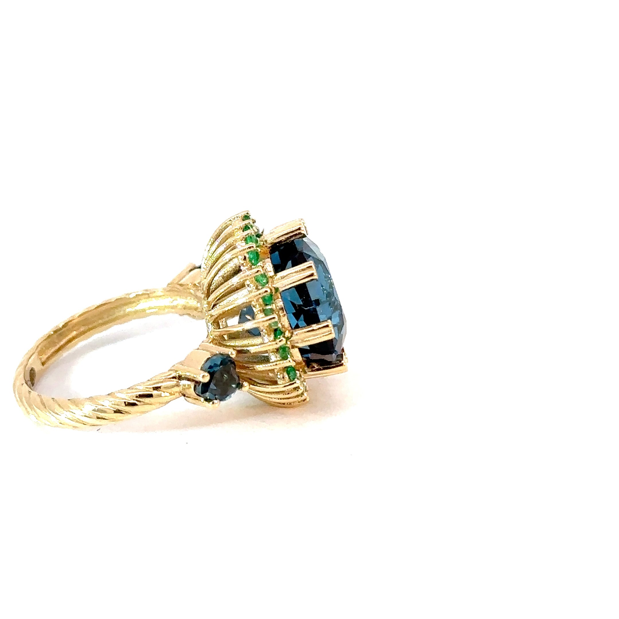 Carolina Pineda Jewelry