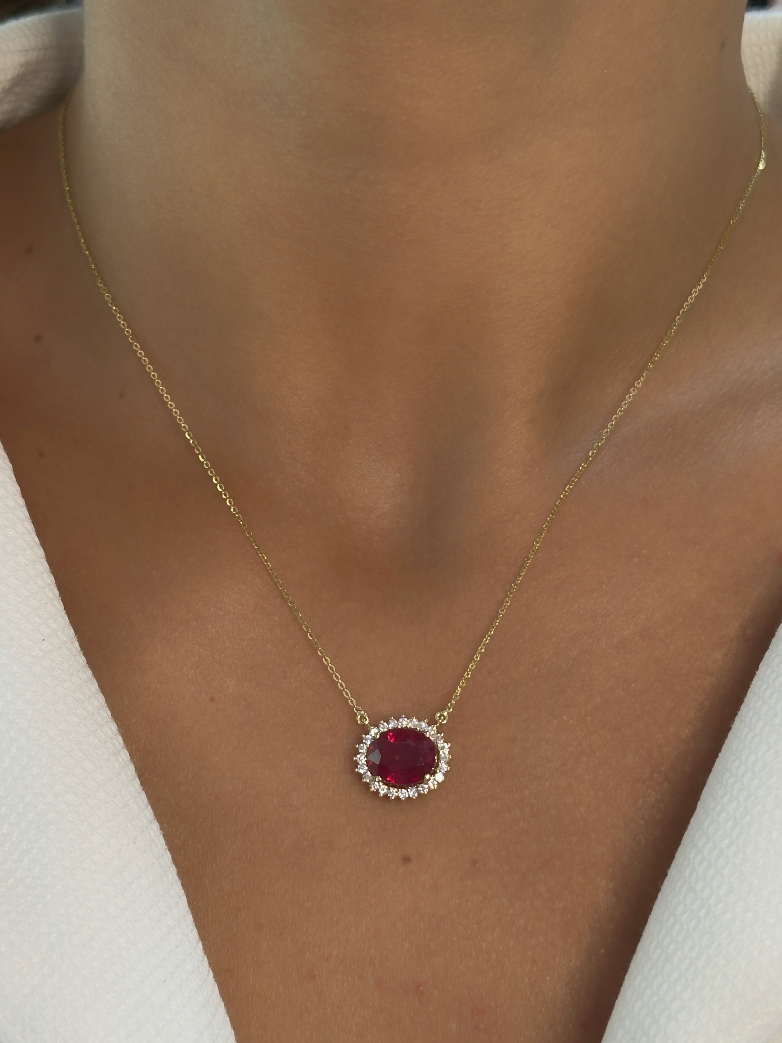 Collar Anette rubí con diamantes
