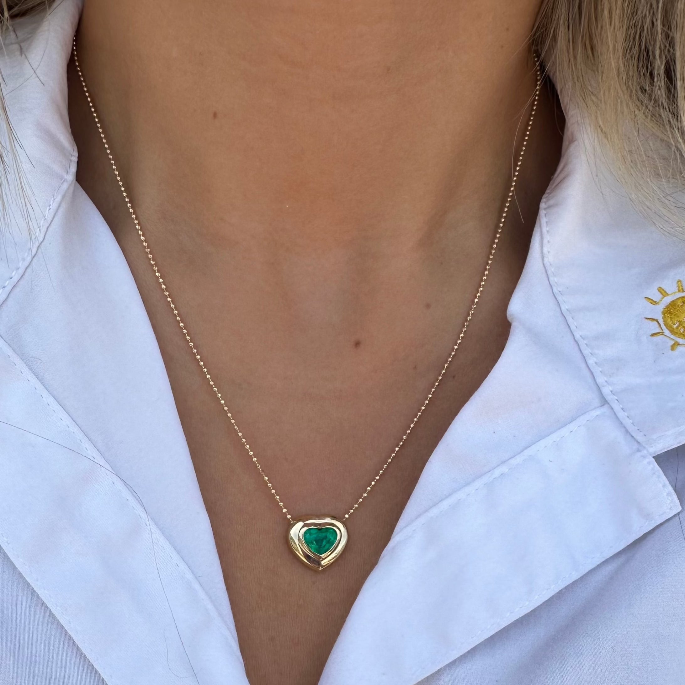 Collar Donna Esmeralda Corazón.