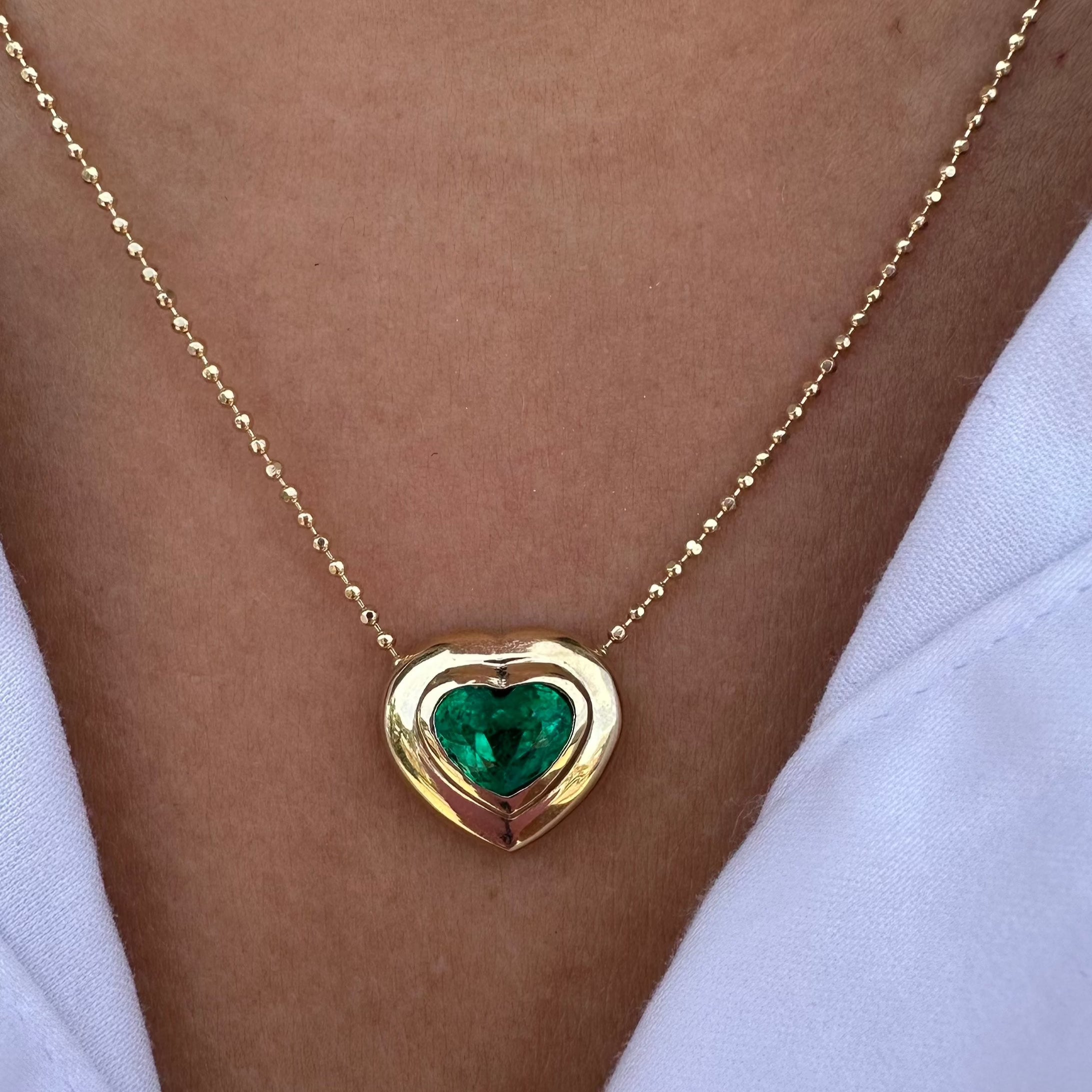Collar Donna Esmeralda Corazón.
