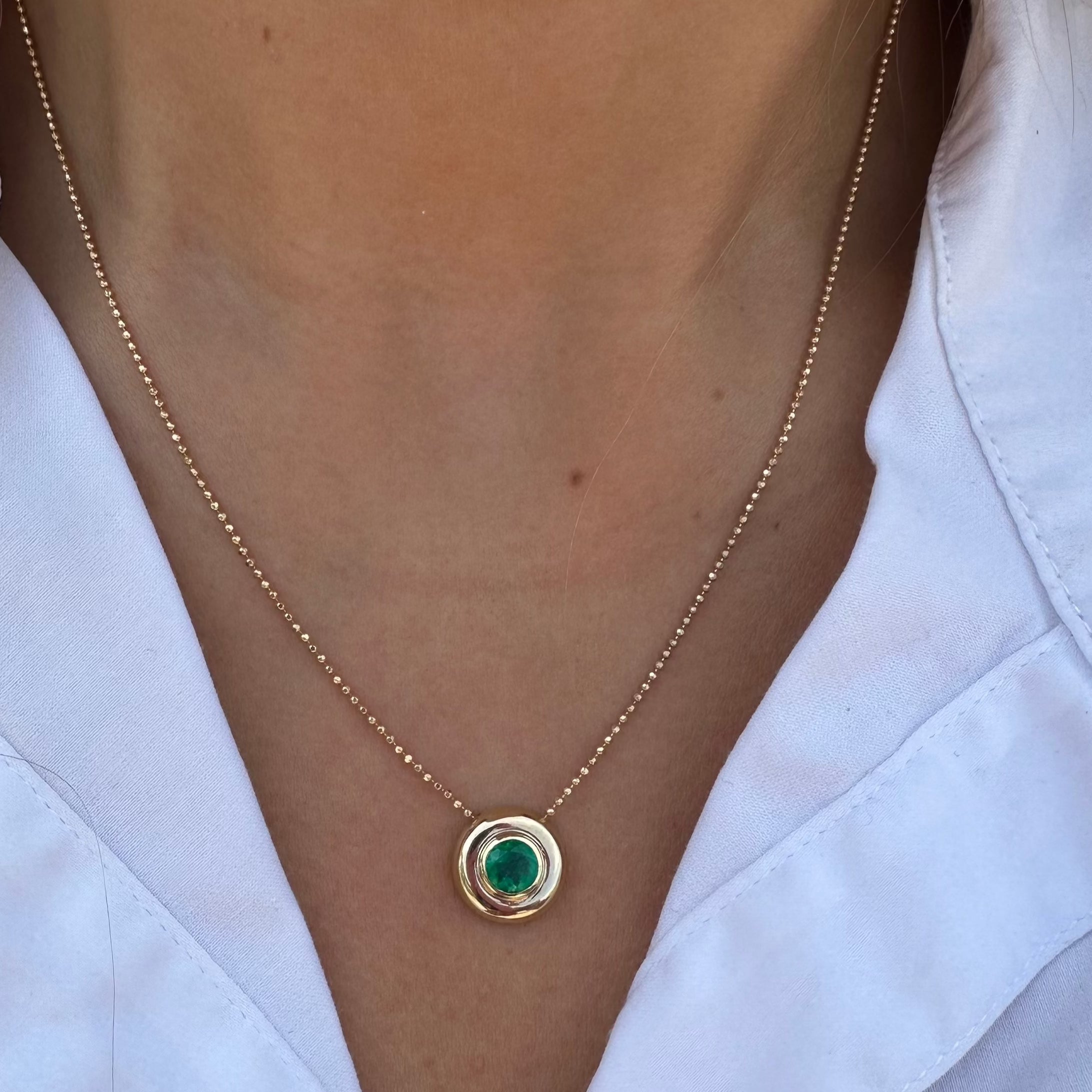 Collar Donna Esmeralda Redonda