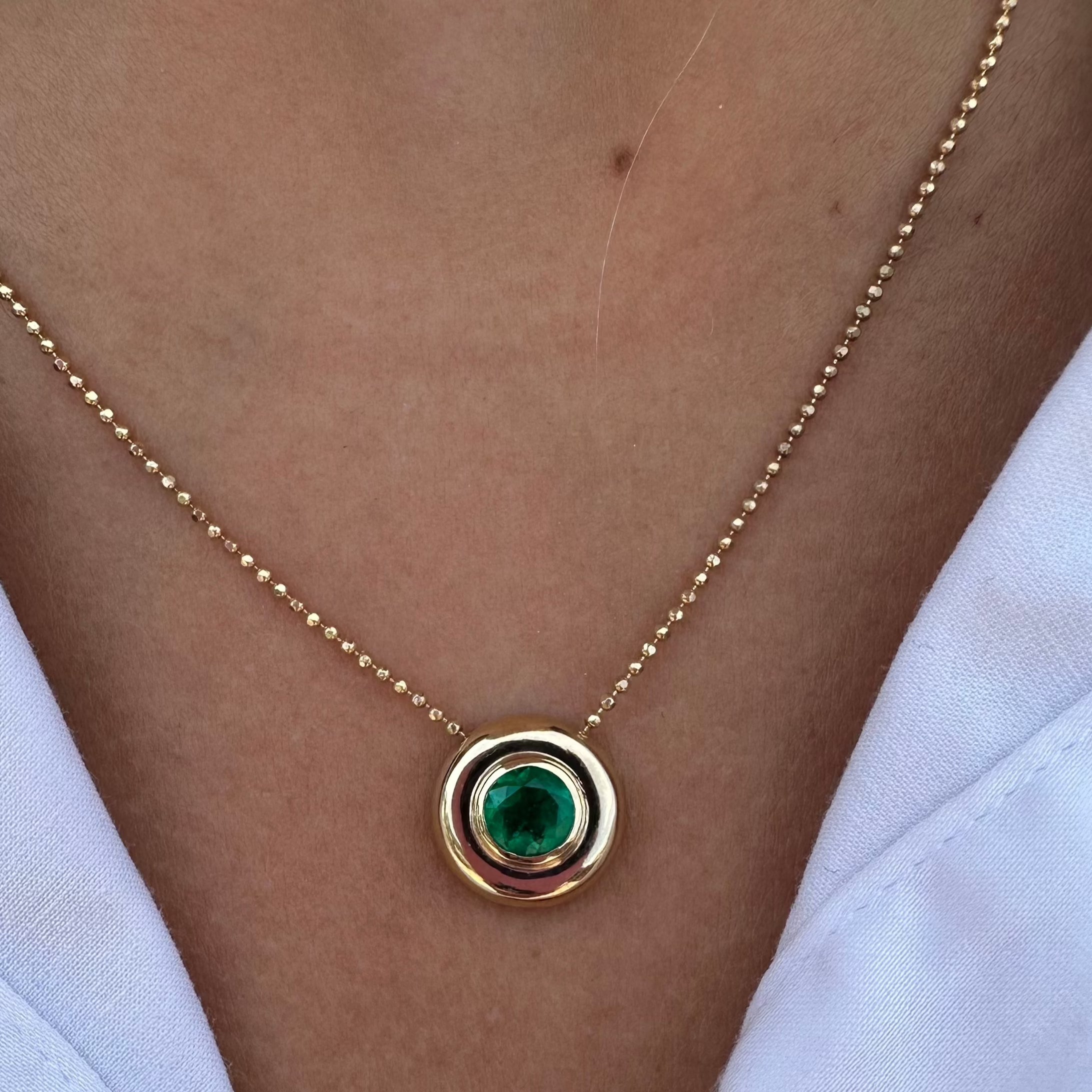 Collar Donna Esmeralda Redonda