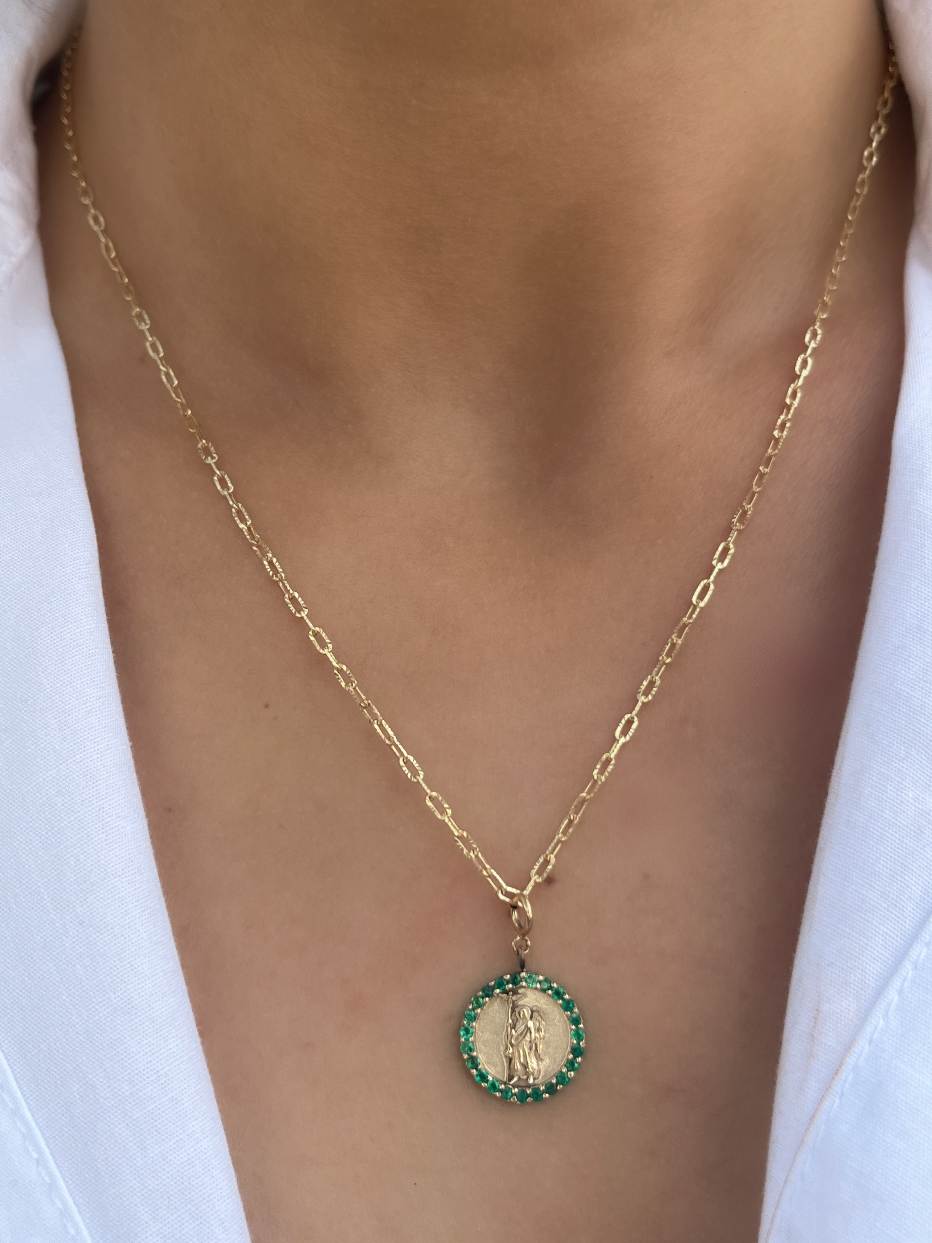 Dije Medalla broche Arcángeles 1,3 cms