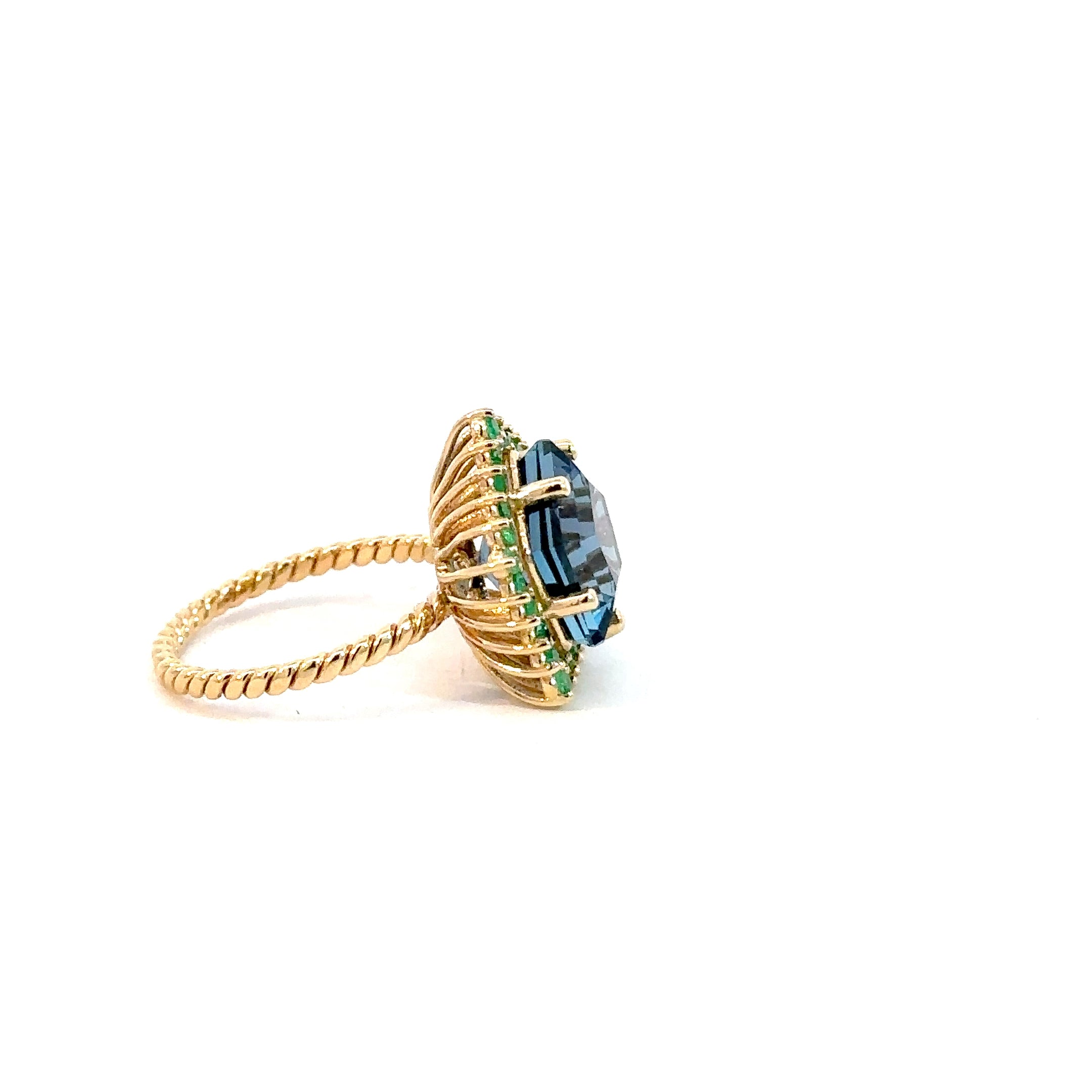 Carolina Pineda Jewelry