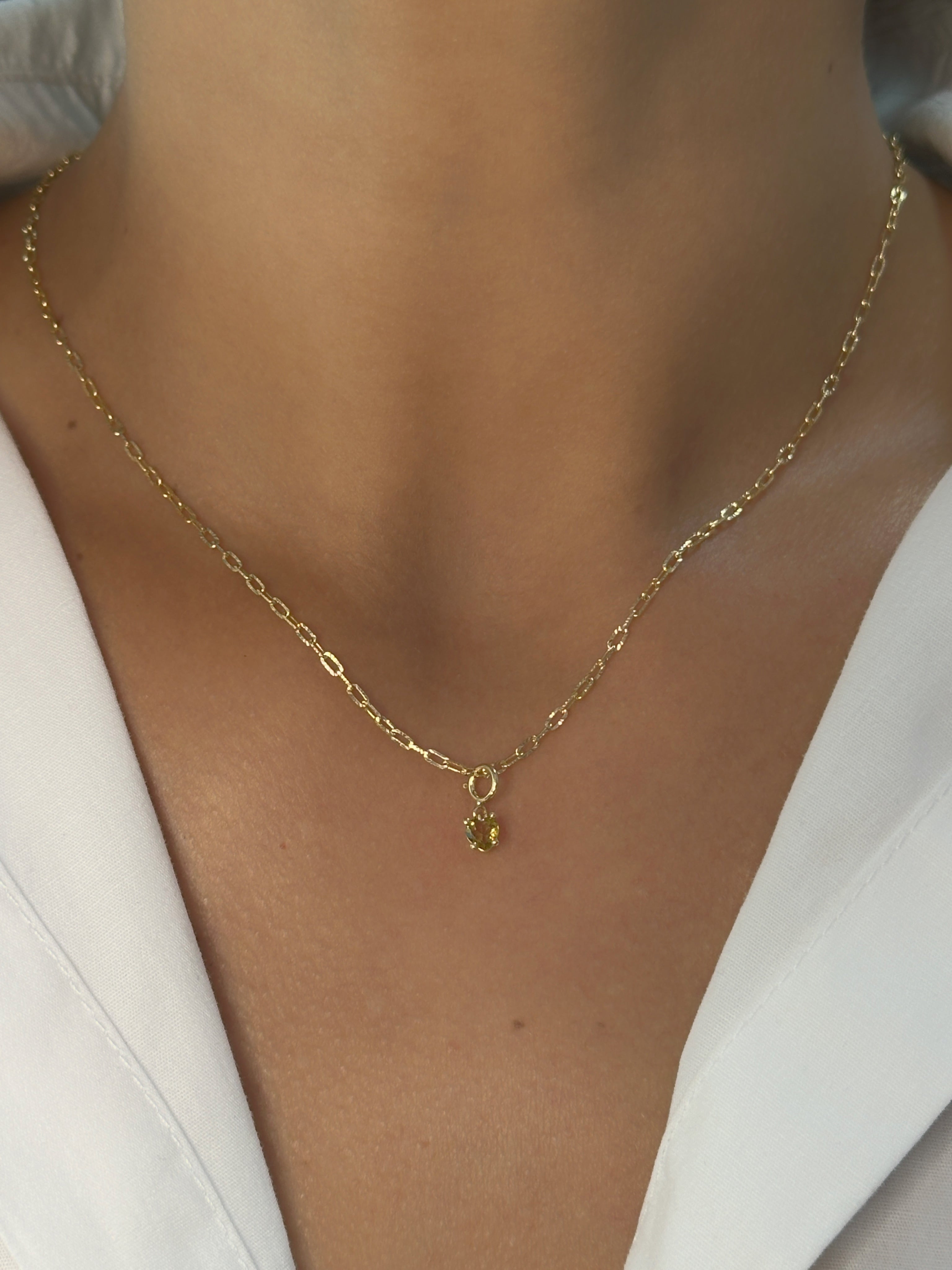 Dije en broche corazón 4 mm