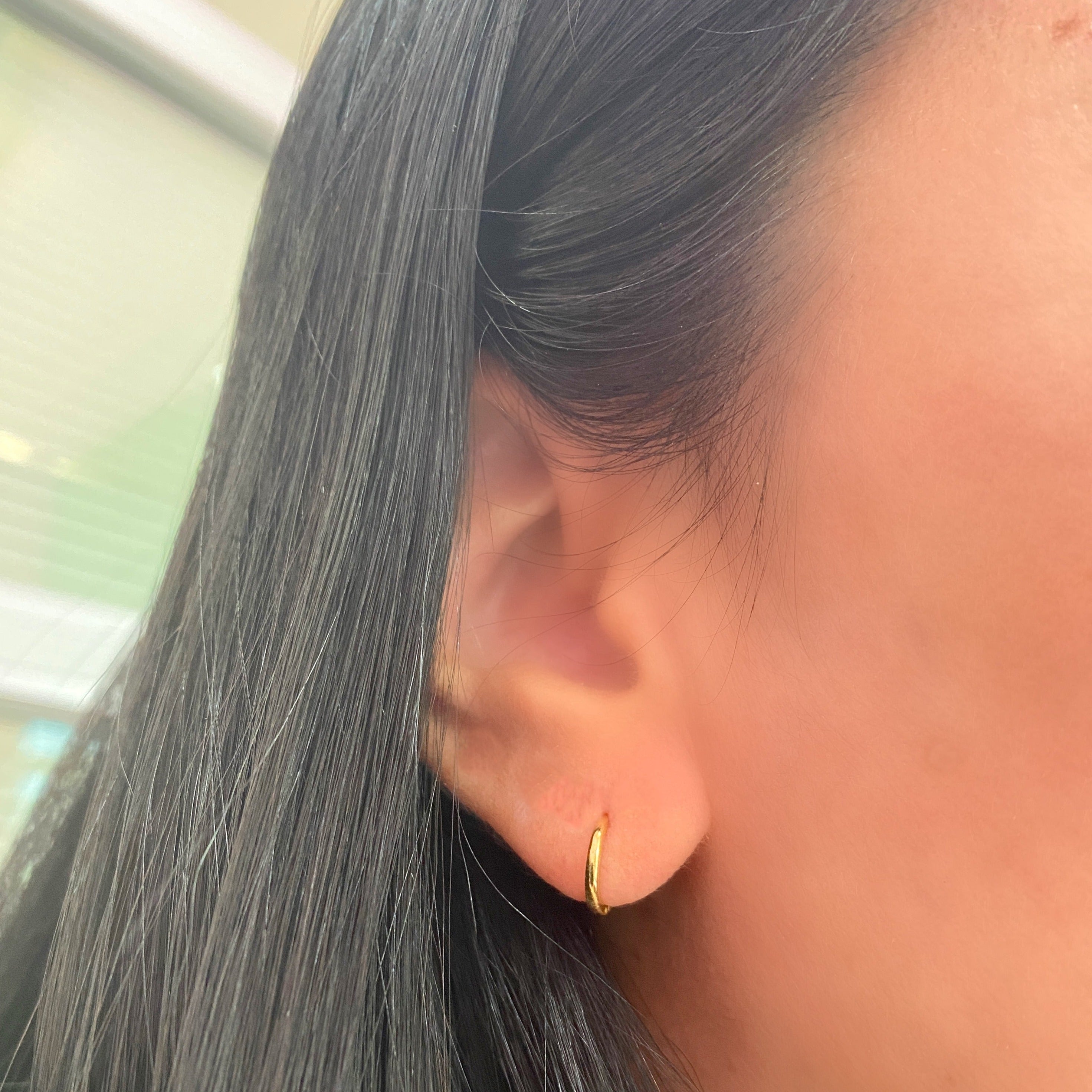 Minihoop oro amarillo 18k