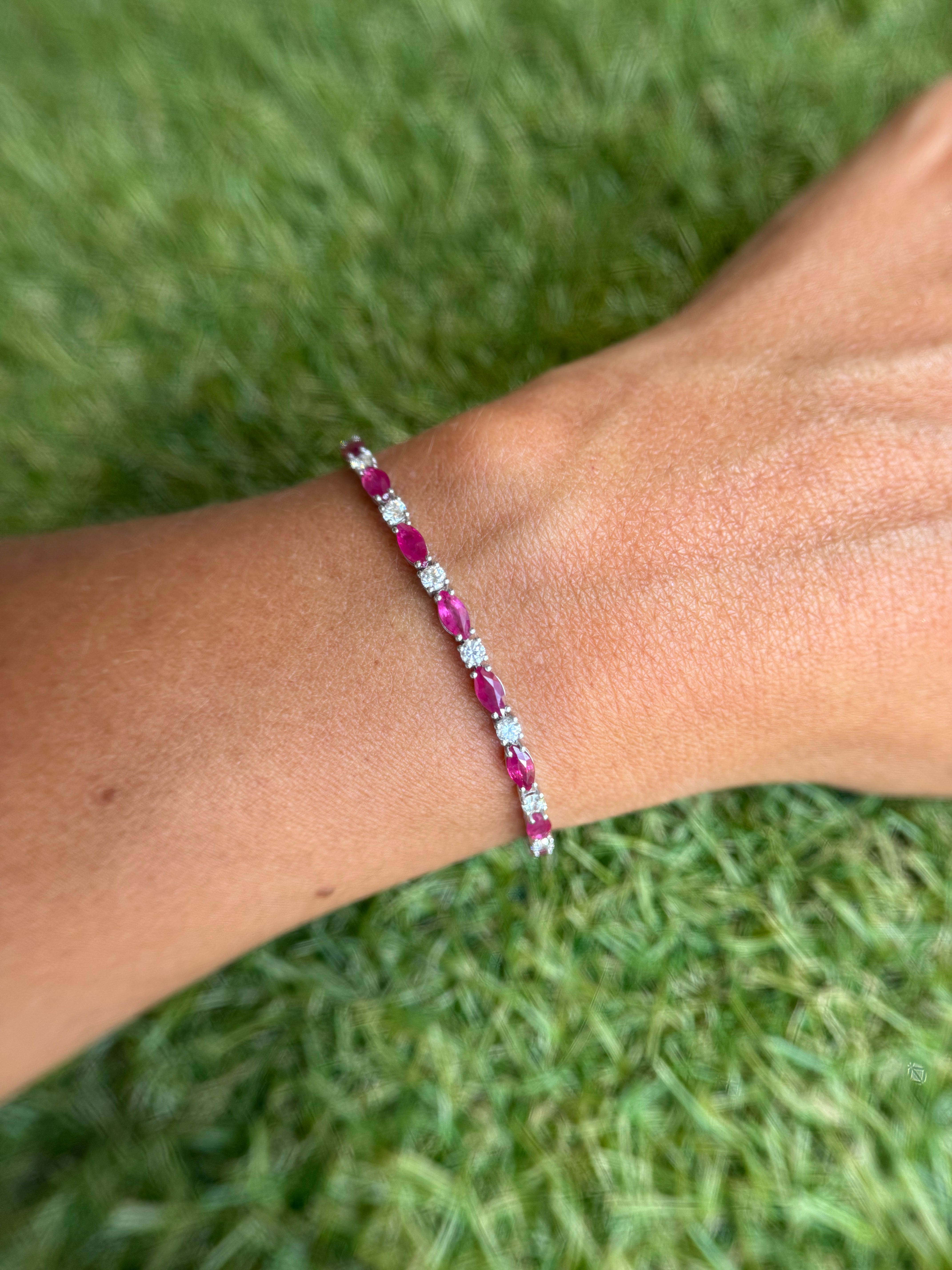 Pulsera Rubi y diamante Oro Blanco