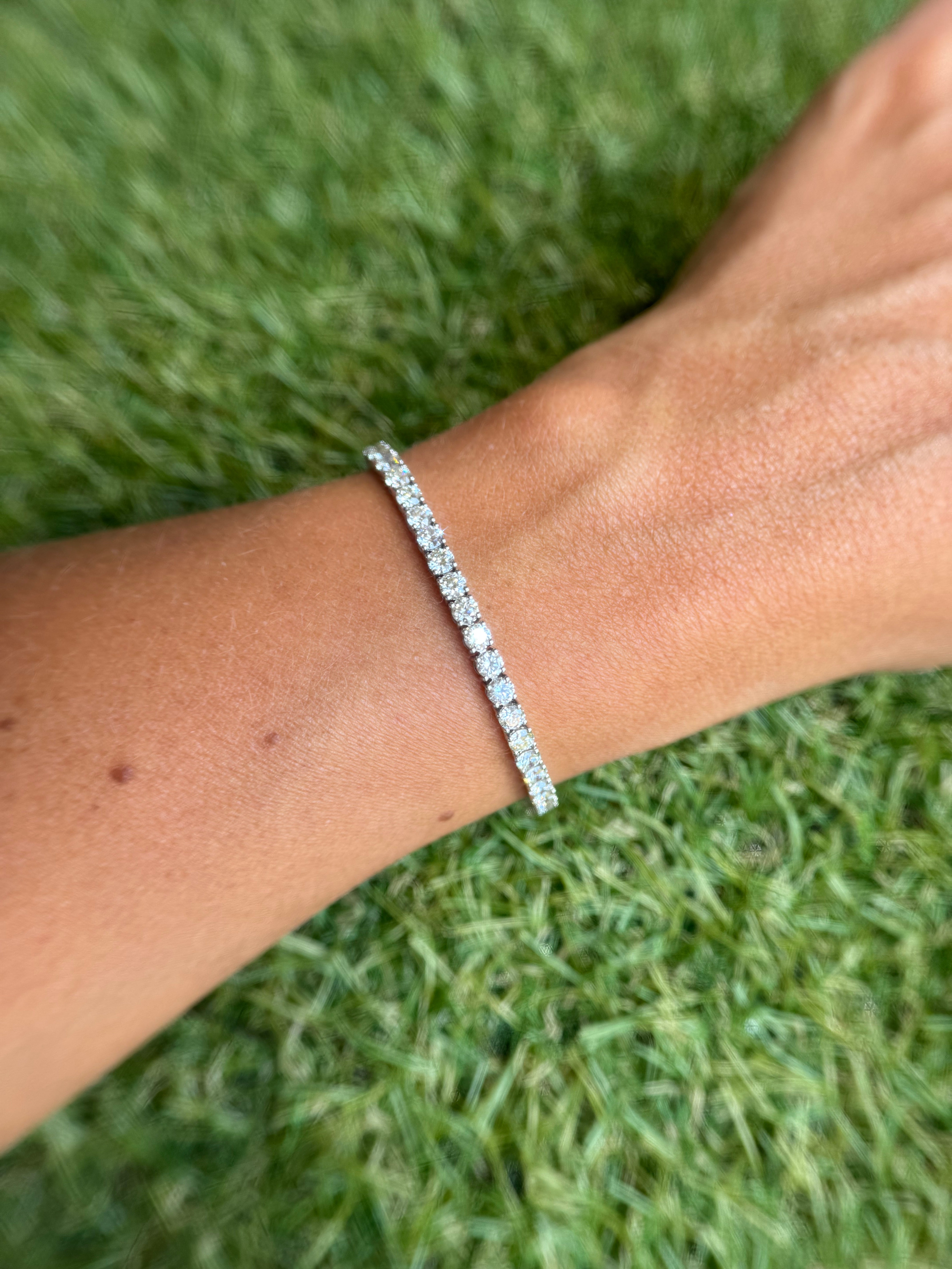 Pulsera diamante redondo gruesa 7.14 Cts