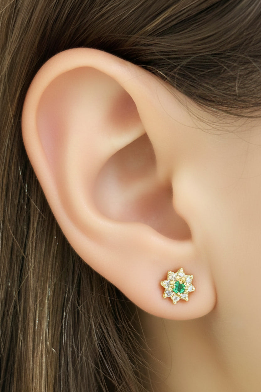Aretes margaret esmeralda y diamantes 8mm