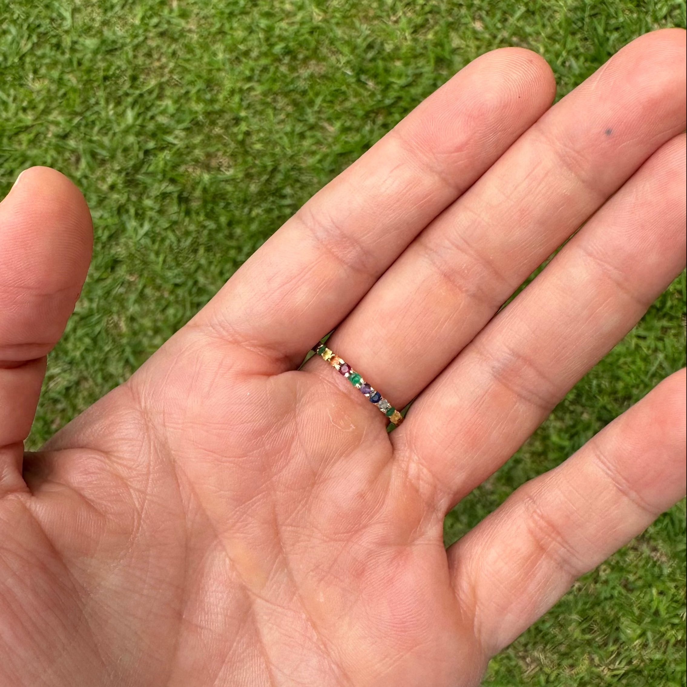 Anillo eternity 2 mm de ancho rainbow talla 7