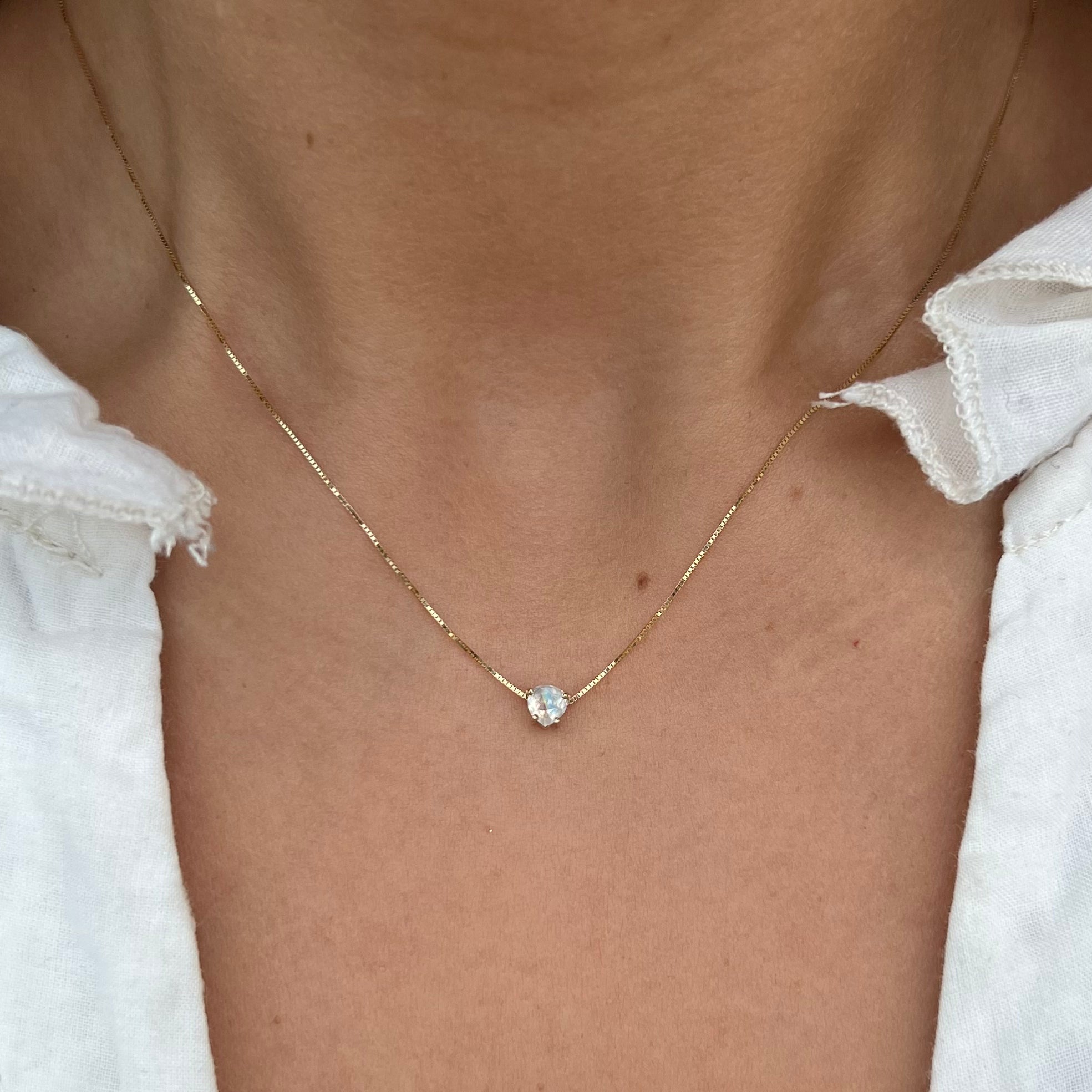 Collar Nacimiento en Corazón 4 mm