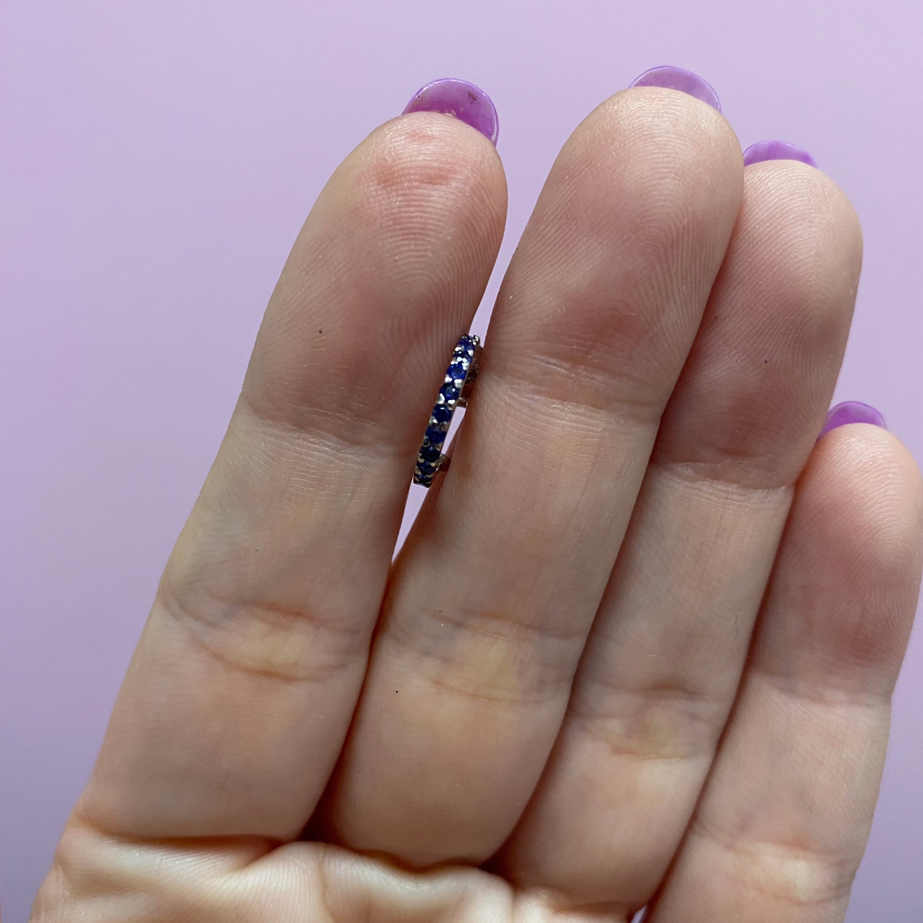 Midhoops 1.5 mm de ancho oro blanco (par)