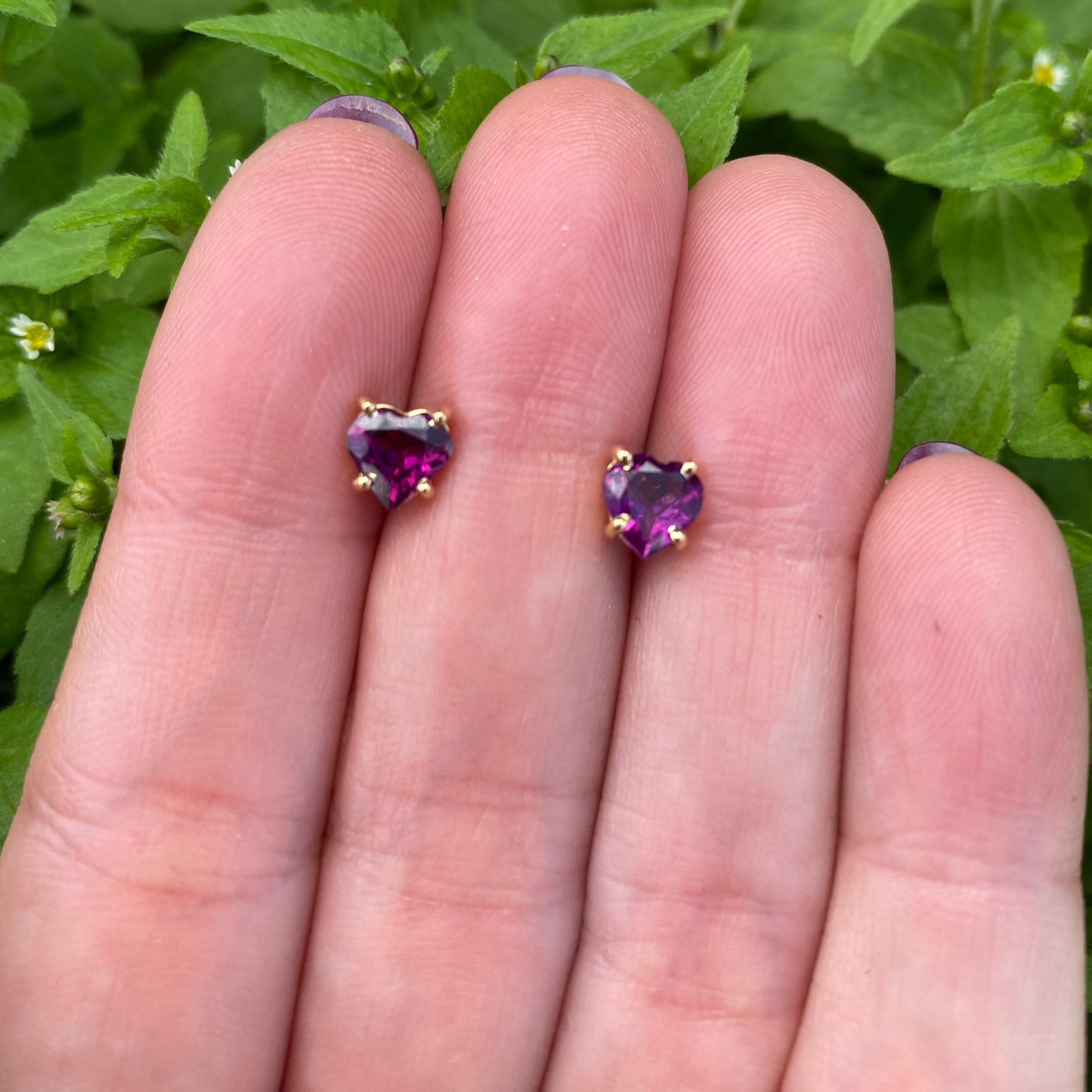 Aretes corazón 6 mm en oro 18K