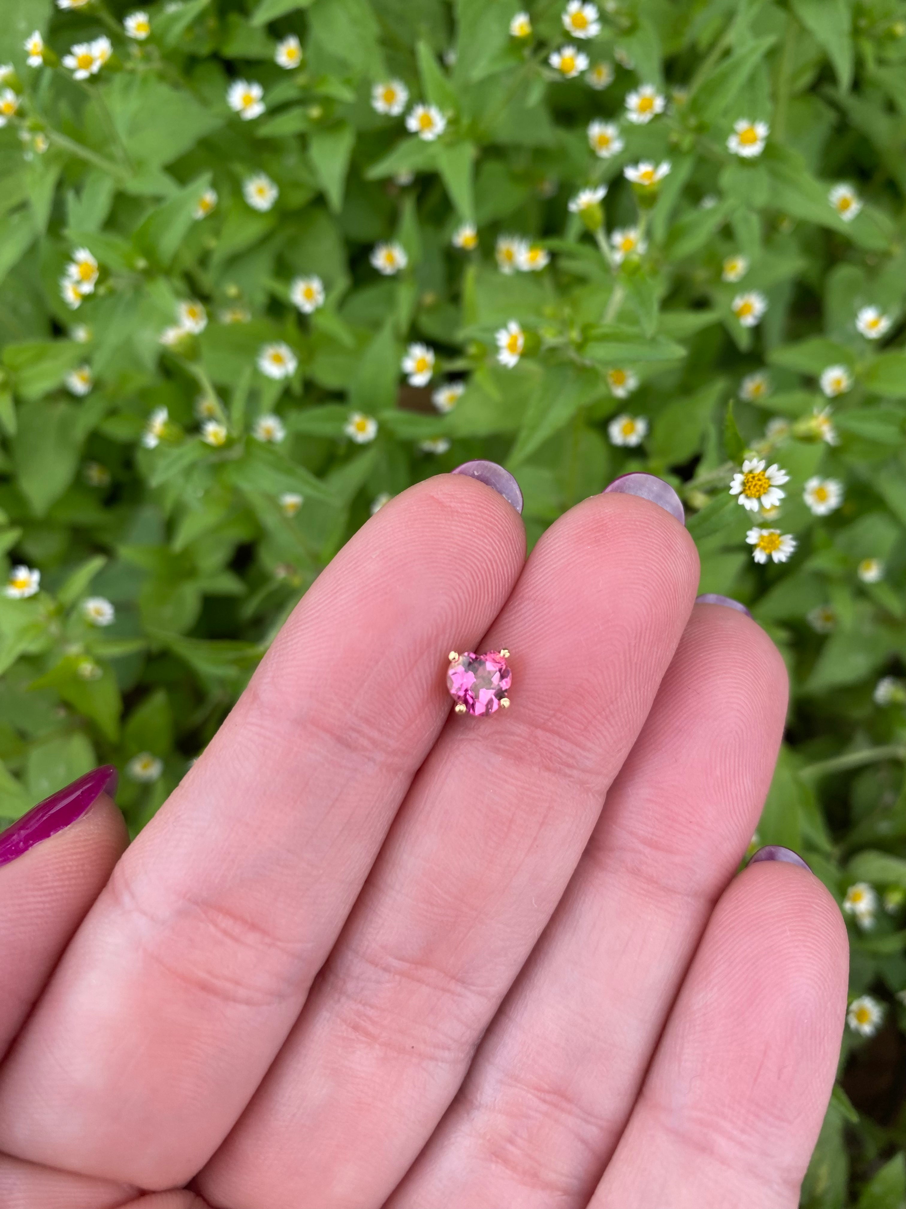 Arete corazón 5 mm oro 18k
