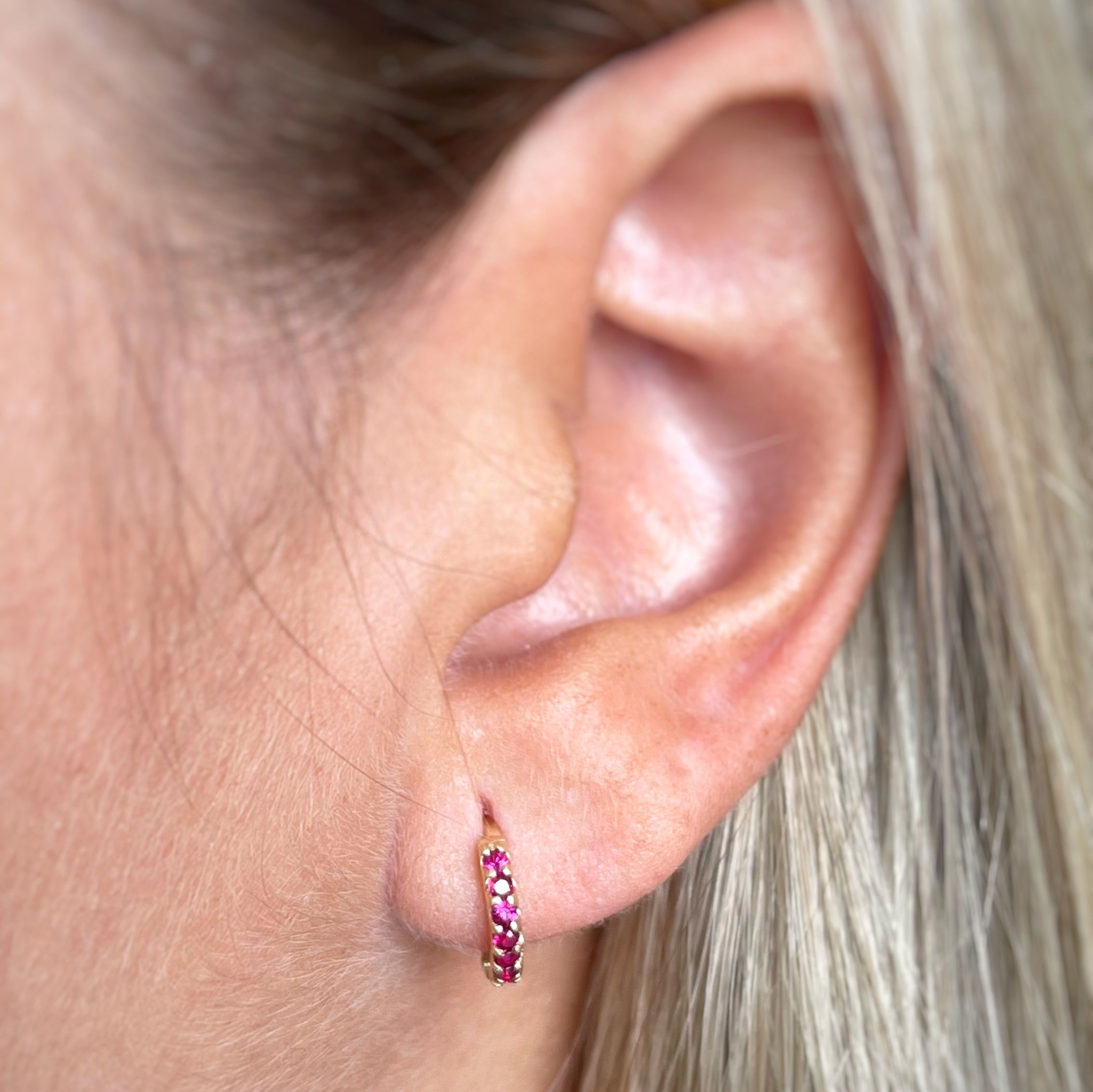 Minihoop oro amarillo 18k