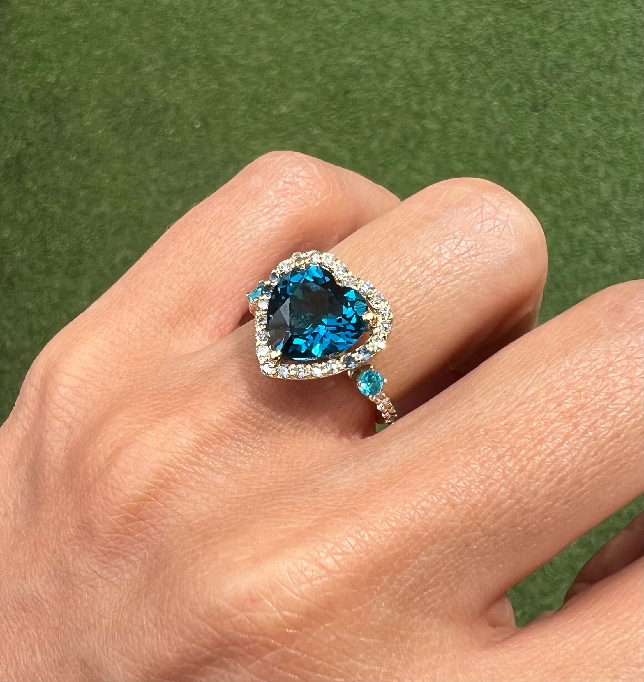 Carolina Pineda Jewelry