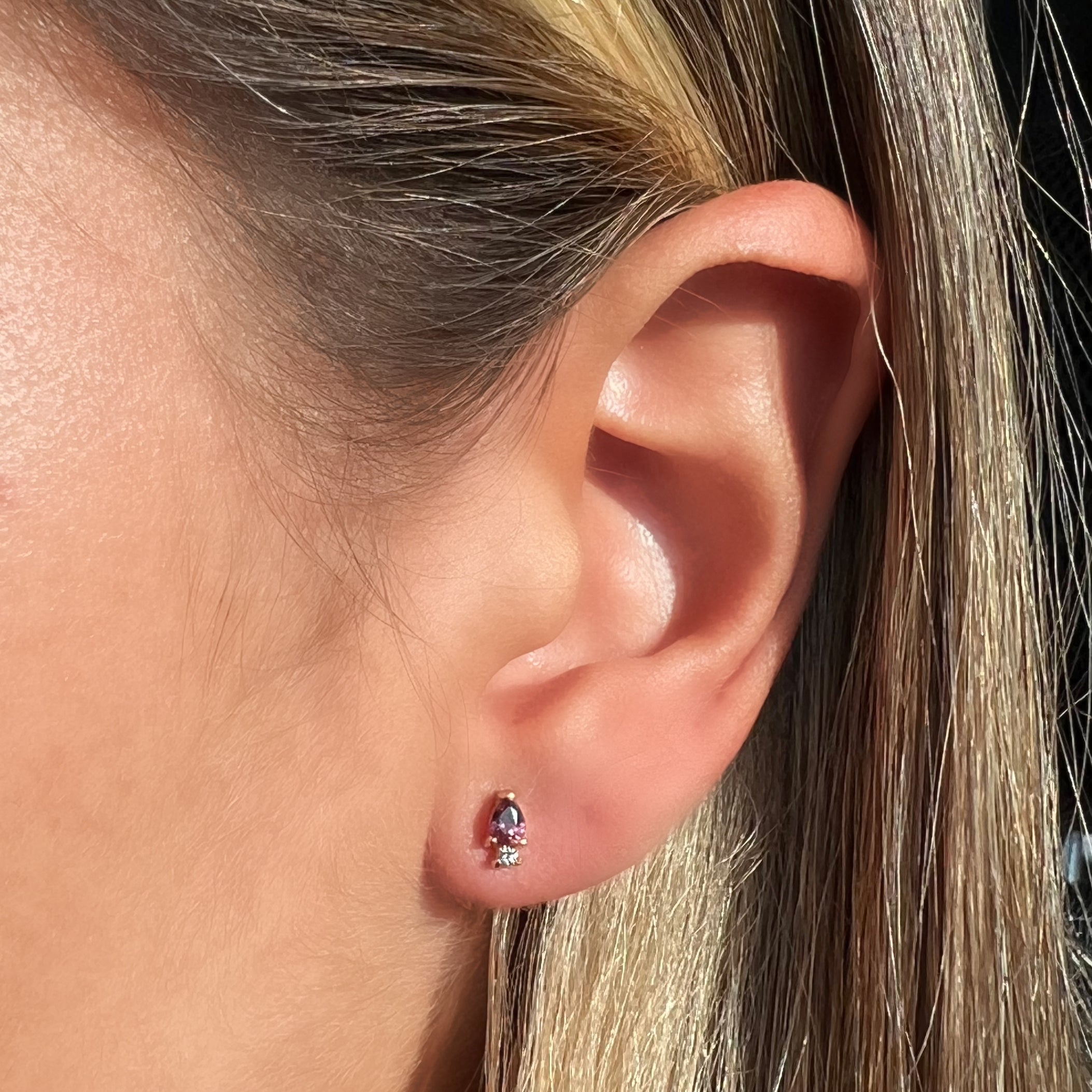 Arete gota con diamante