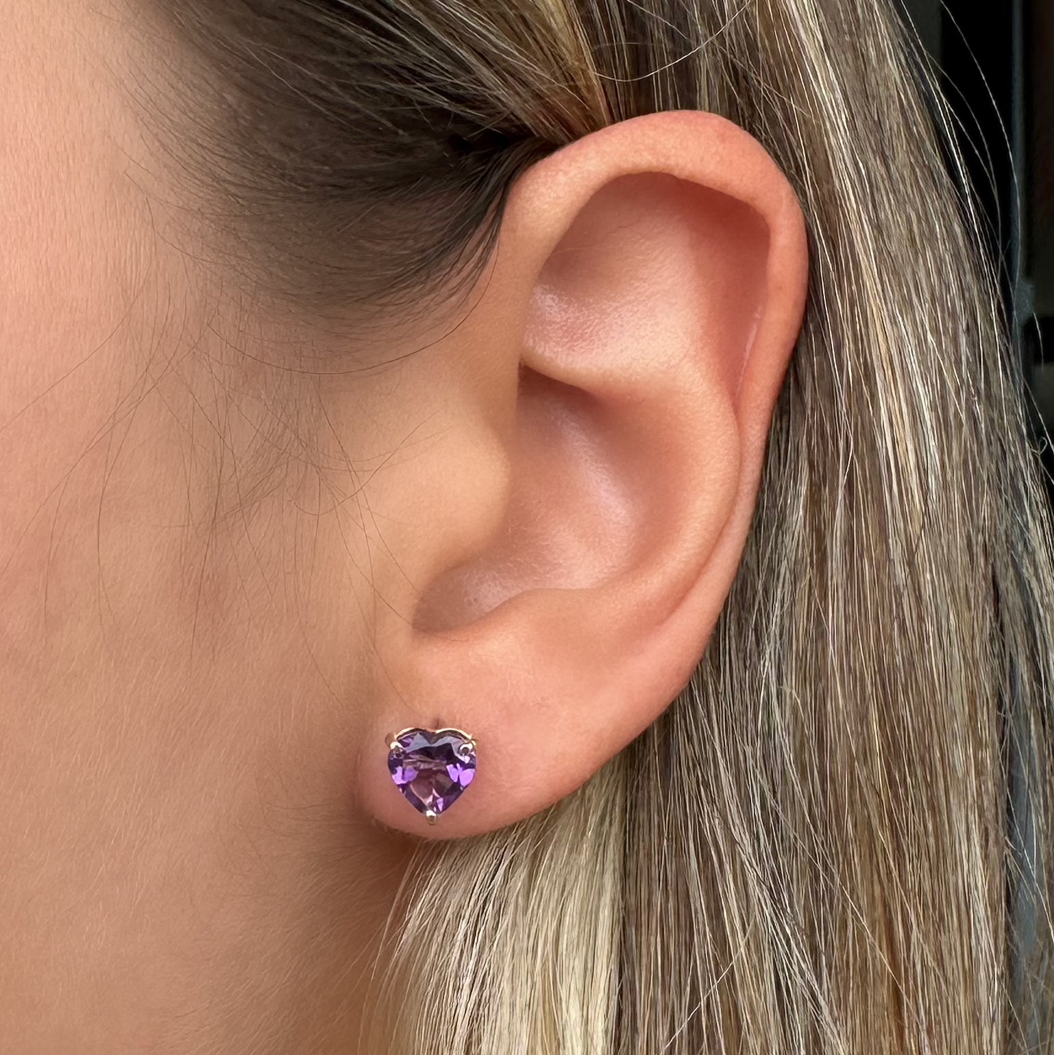 Aretes corazón 7 mm en oro 18K