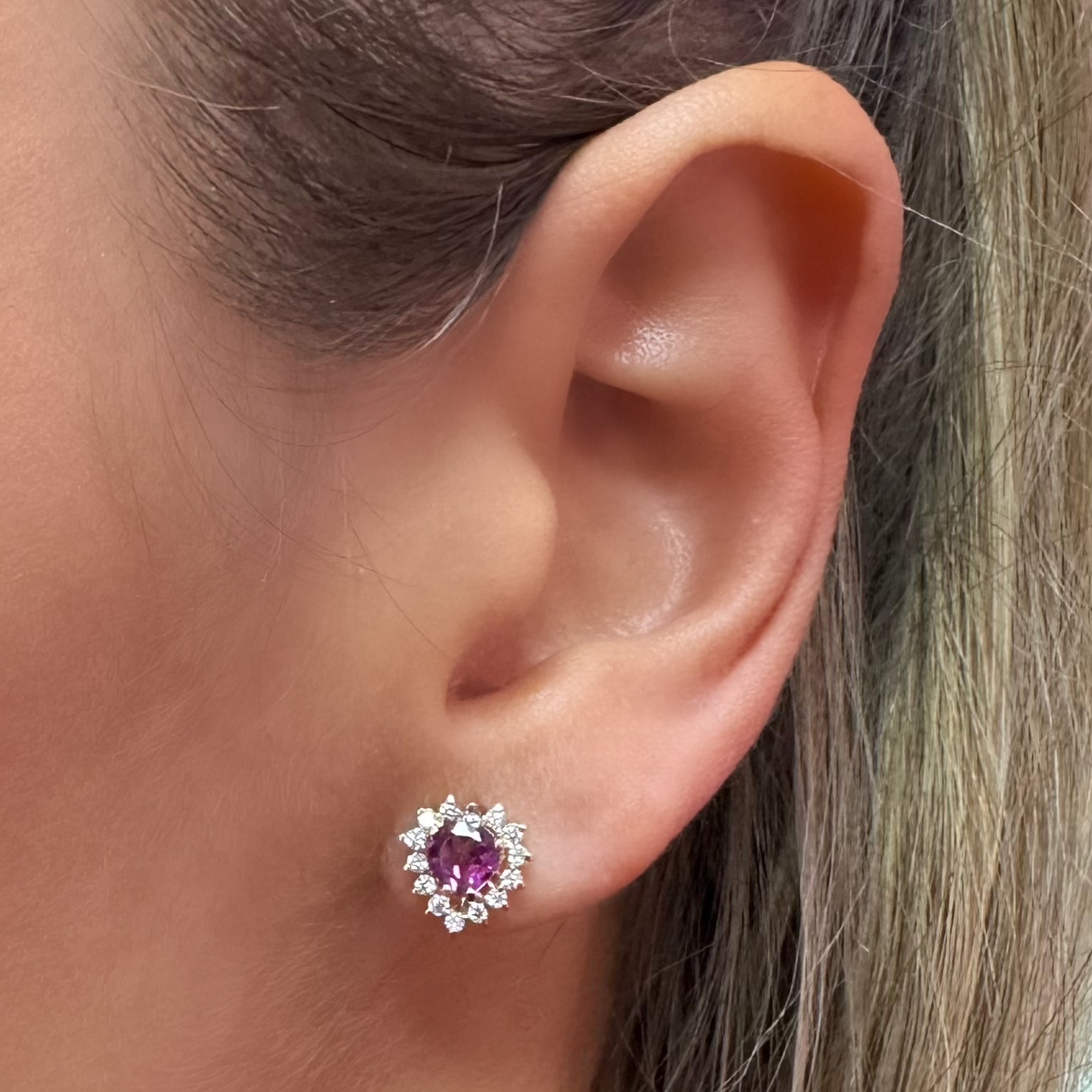 Aretes Camelia corazón 5 mm